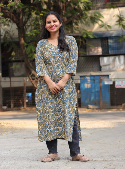 Ajrakh Hand Block Printed Kurti | Looms & Tassels