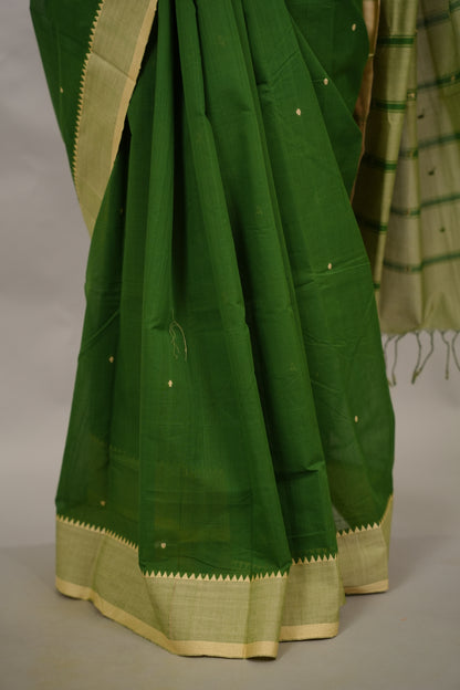 Green handloom venkatagiri cotton saree Without Blouse | Looms & Tassels