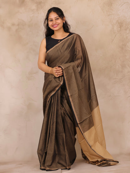 Grey & Black Narayanpet Cotton Saree | Looms & Tassels