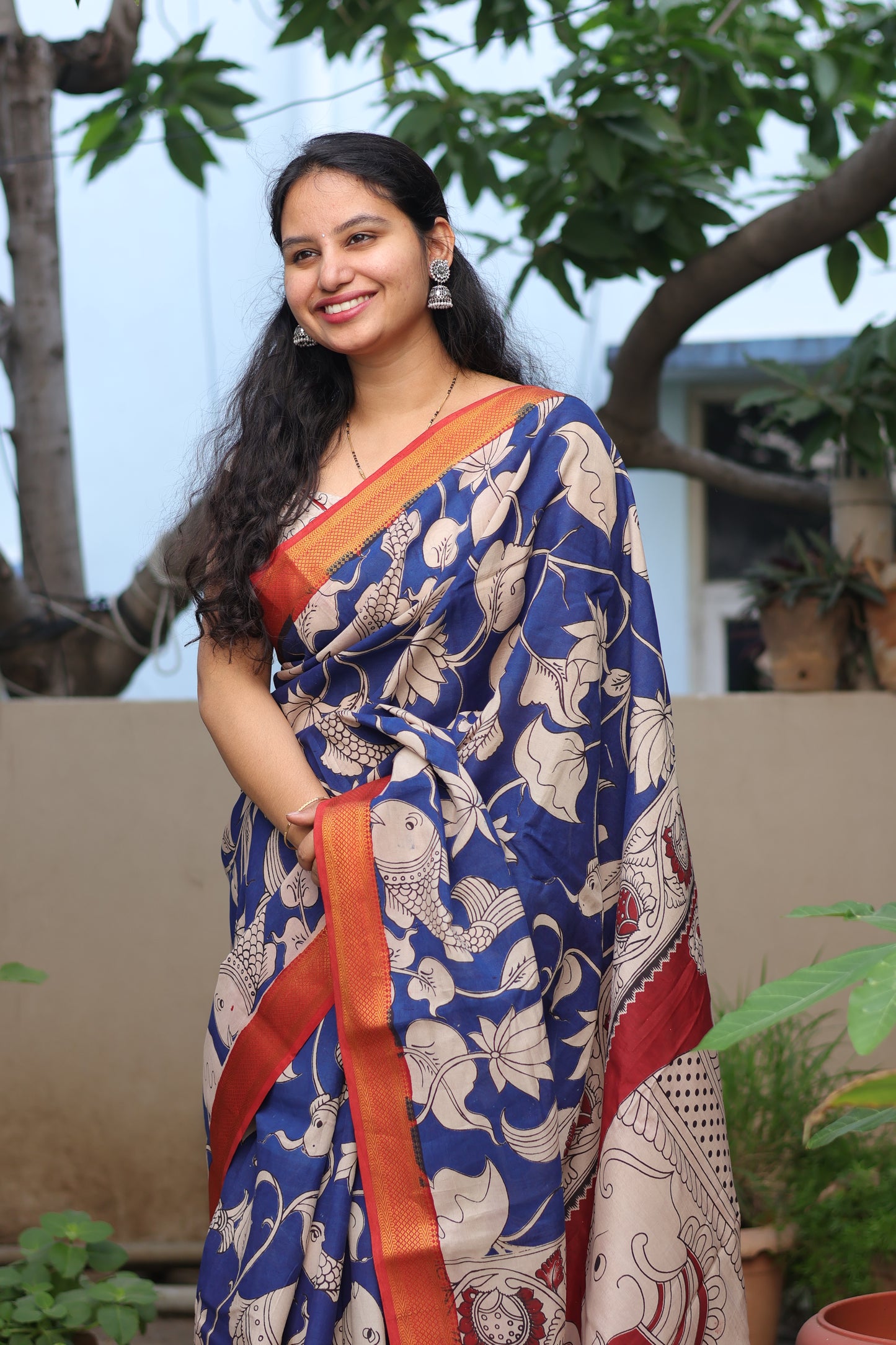 Blue Floral & Fish Kalamkari Silk Handcrafted Nizam Border Saree