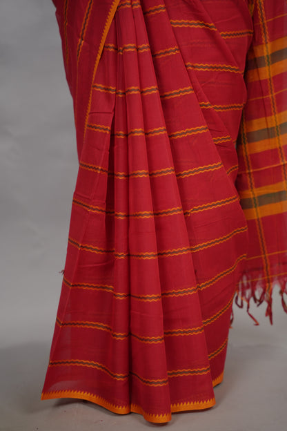 Red Narayanpet Cotton Saree | Looms & Tassels