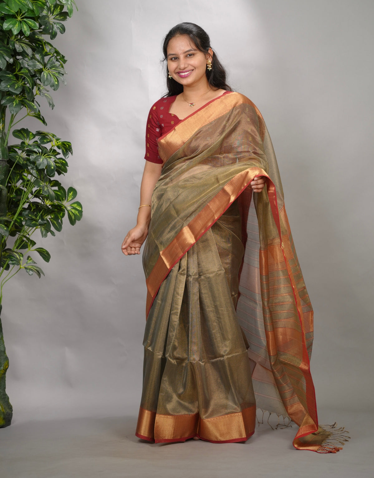 Checks Handloom Maheswari Tissue Silk Cotton Sarees | Looms & Tassels