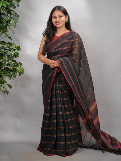 Black Narayanpet Cotton Saree | Looms & Tassels