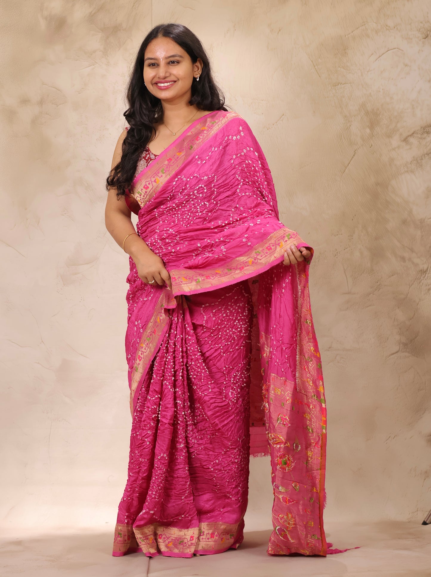 Pink Handcrafted Pattern Bandhani Paithani Dola Silk Saree | Looms & Tassels