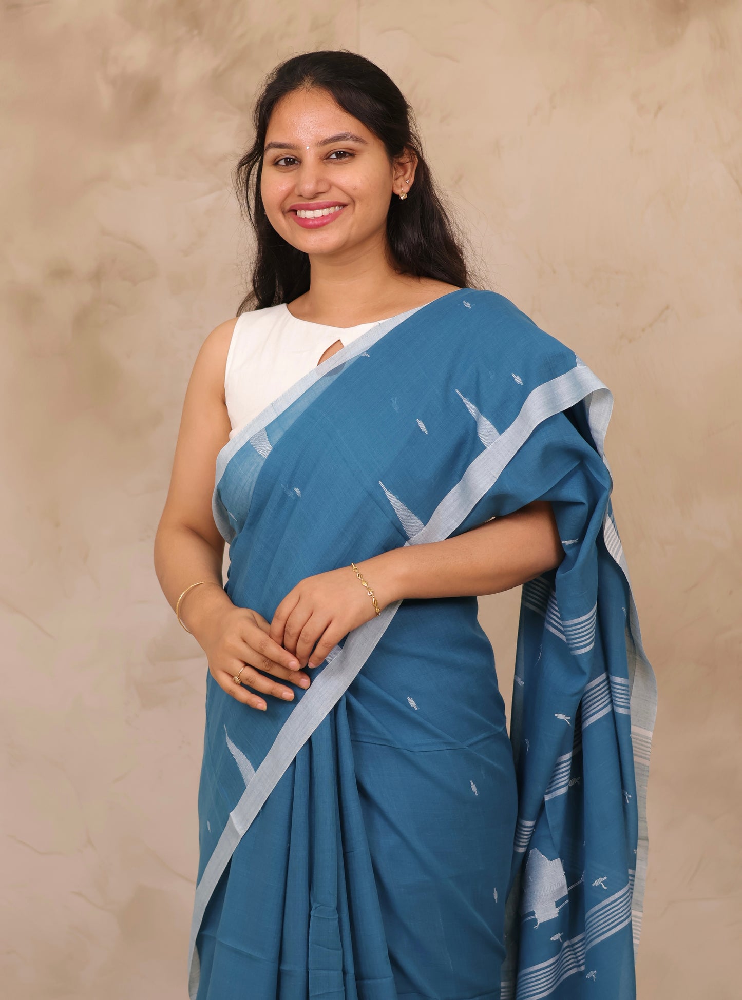 Blue Handwoven Malai Cotton Saree| Looms & Tassels