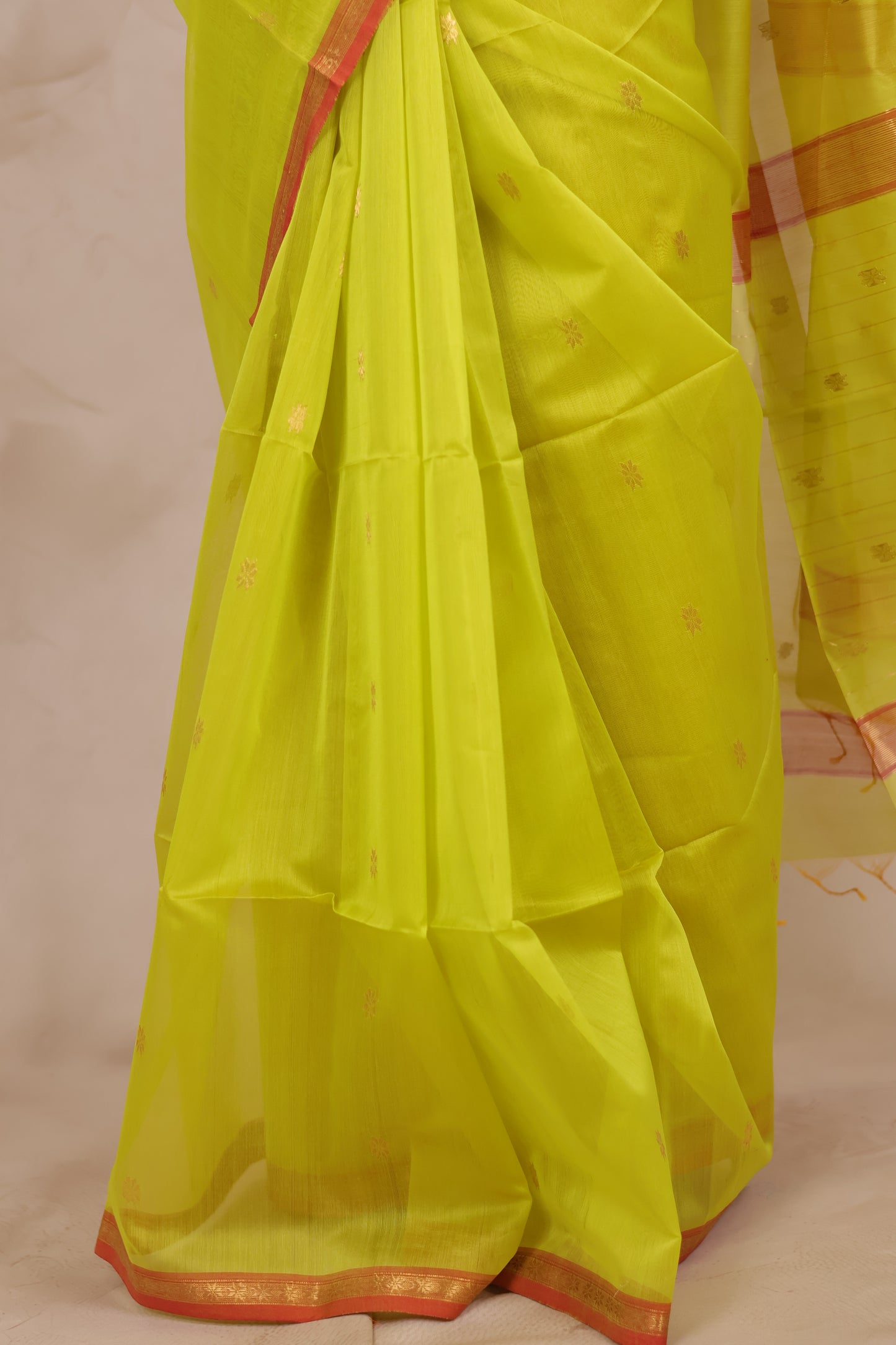 Lime Green Handloom Maheswari Silk Cotton Sarees | Looms & Tassels