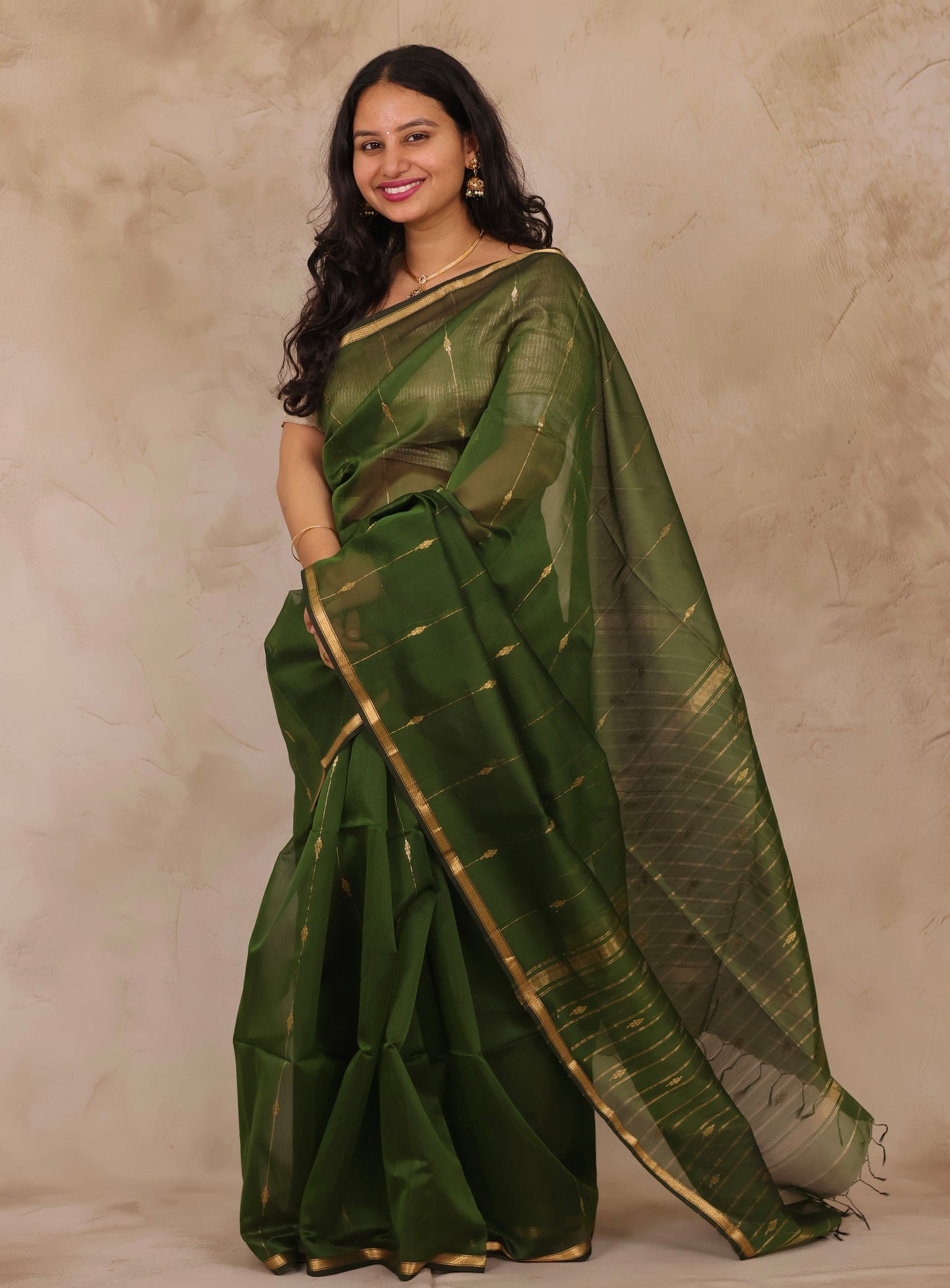 Green Handloom Maheswari Silk Cotton Sarees | Looms & Tassels