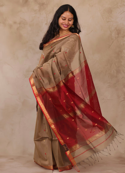 Handloom Maheswari Silk Cotton Sarees | Looms & Tassels