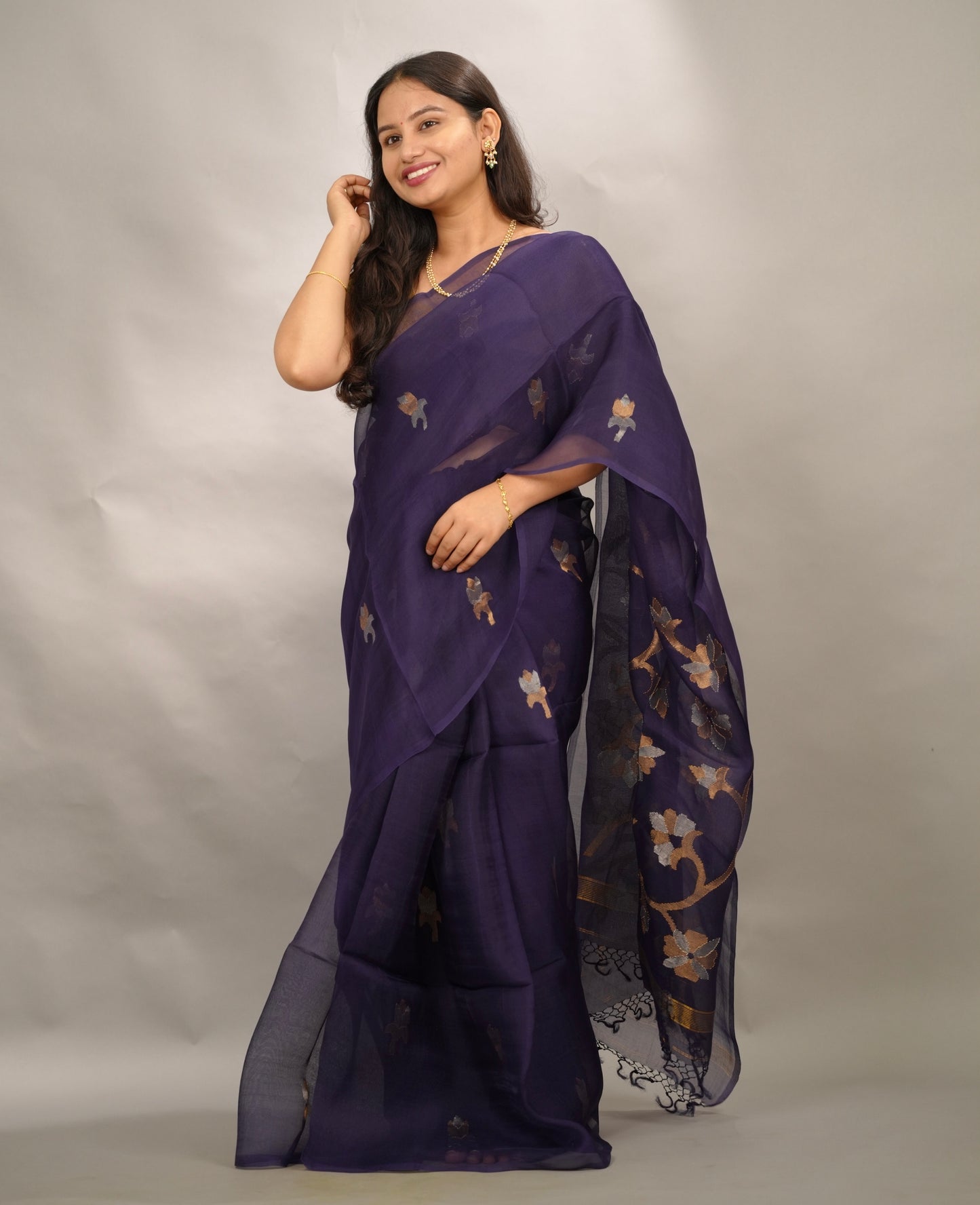 Blue Handloom Muslin Silk Saree With jamdhani weaving | Looms & Tassels