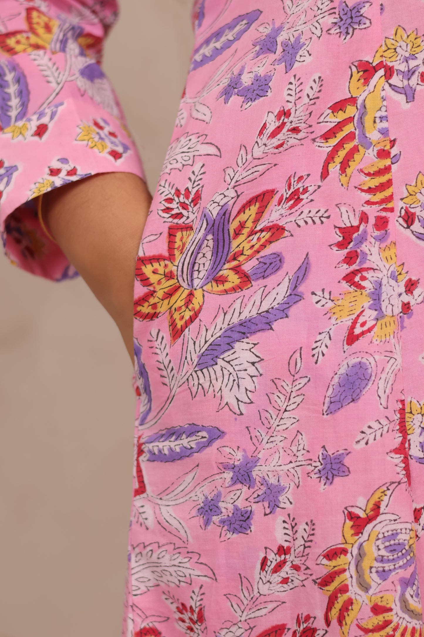 Pink Pure Mul Cotton Kali Kurta Set (Set of 2) | Looms & Tassels