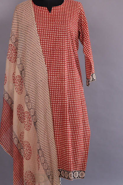 Handblock printed Pure Mul Cotton with chiffon Duppata 3 piece suit (stitched)