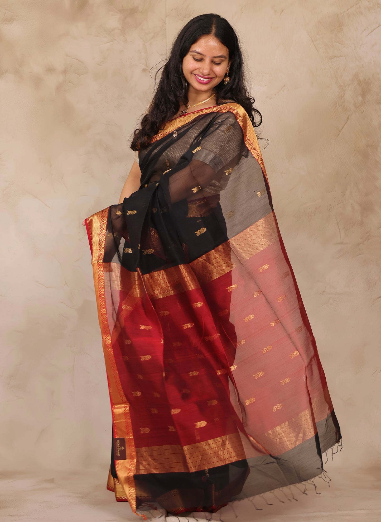 Black & Red Handloom Maheswari Silk Cotton Sarees | Looms & Tassels
