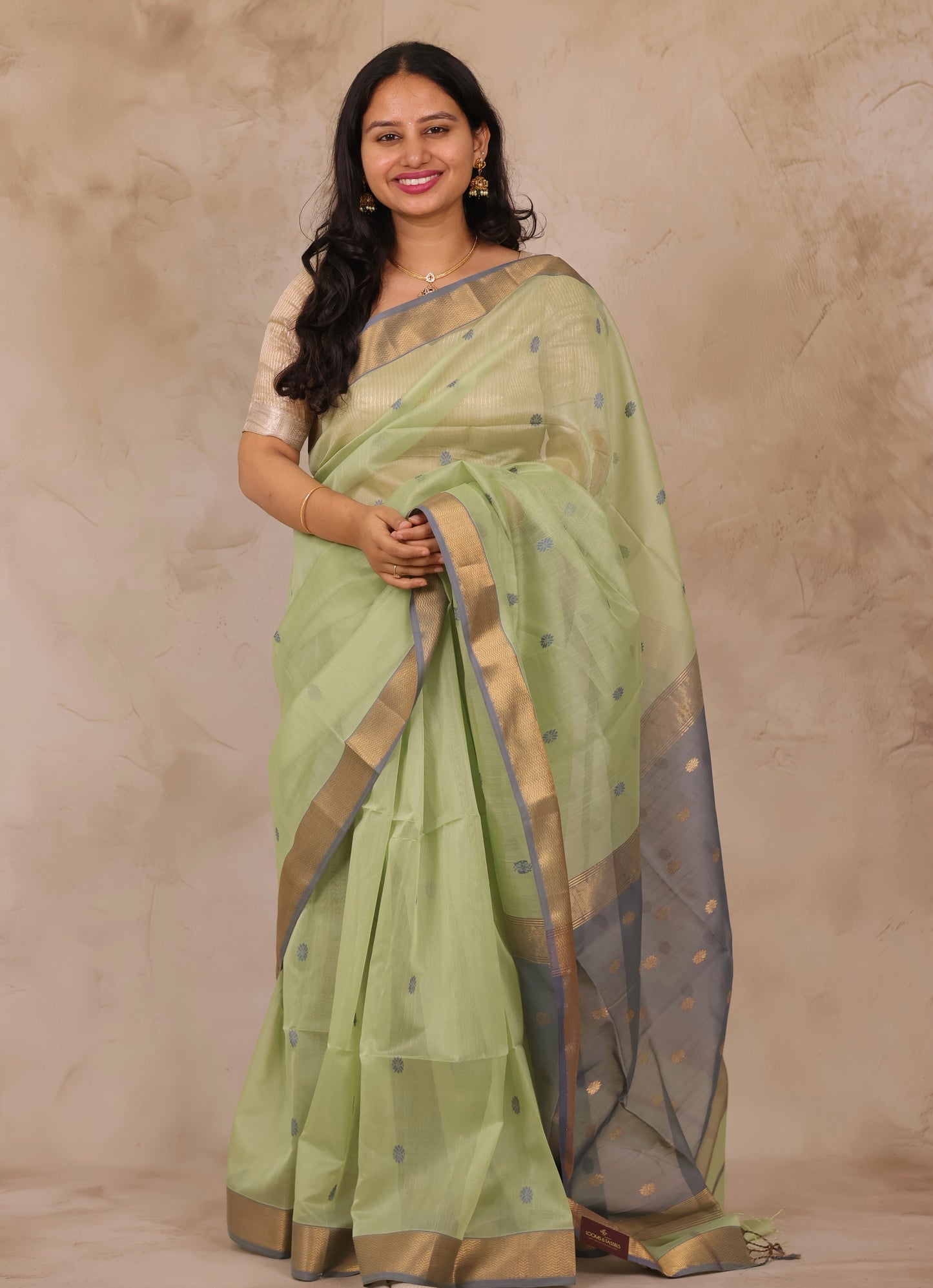 Pista Green Handloom Maheswari Silk Cotton Sarees | Looms & Tassels