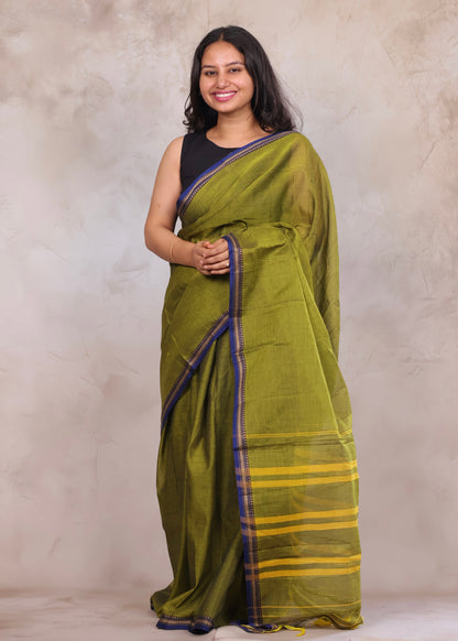 Green Narayanpet Cotton Saree with Ikkat Blouse Piece | Looms & Tassels