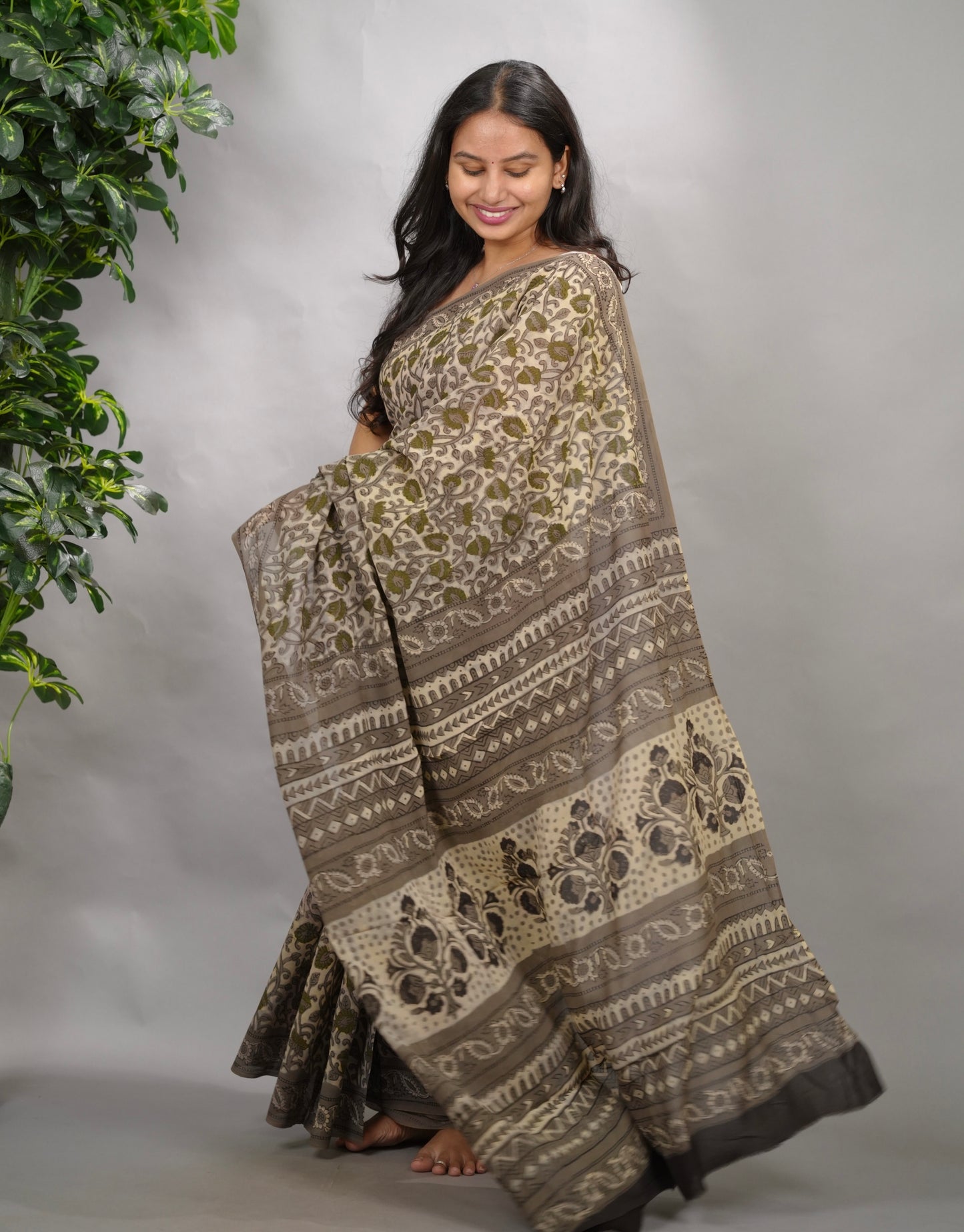Grey Georgette Hand Block Printed Saree| Looms & Tassels