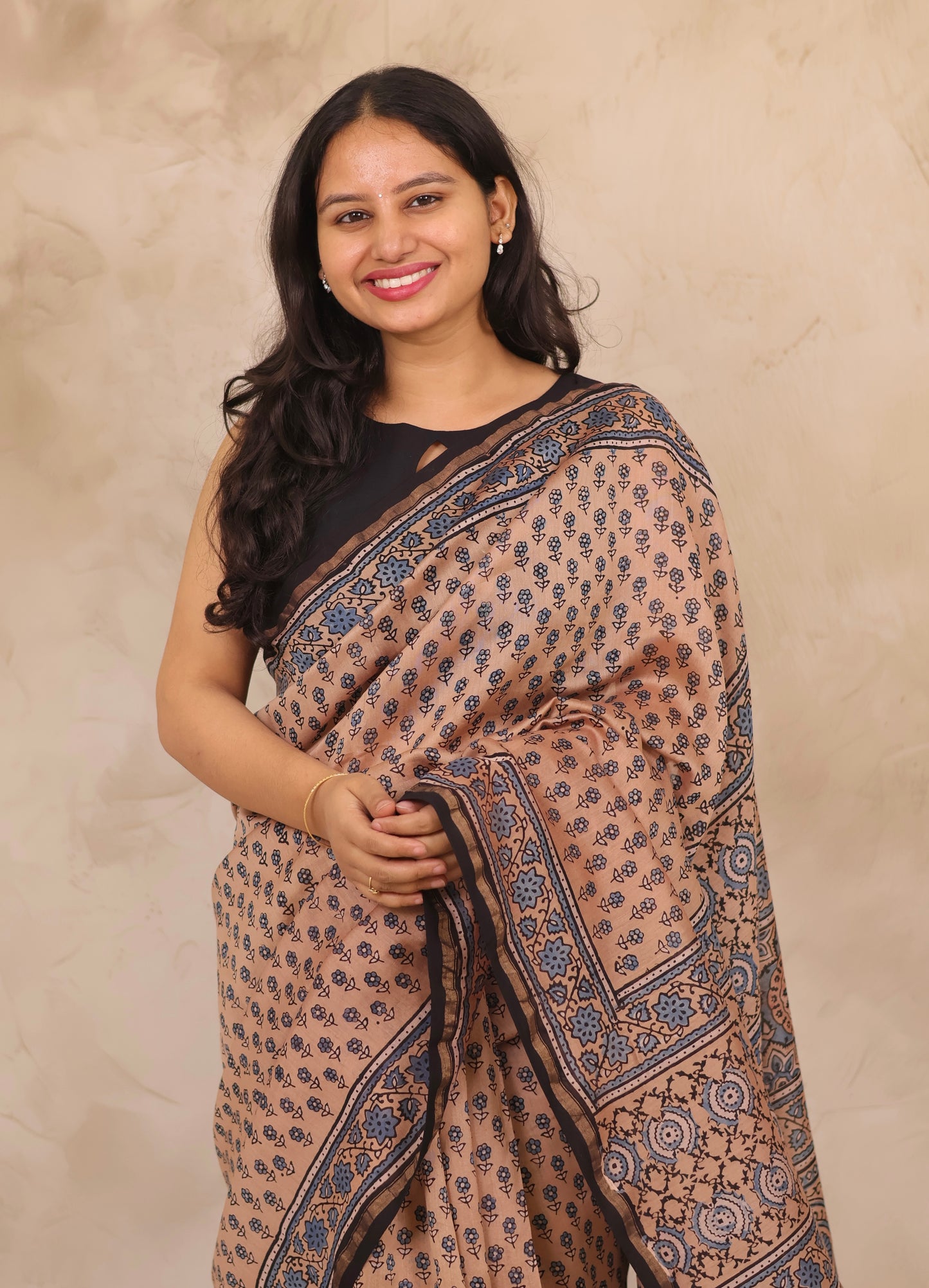 Maheswari Silk Cotton Ajrakh Handblock Printed Saree | Looms & Tassels