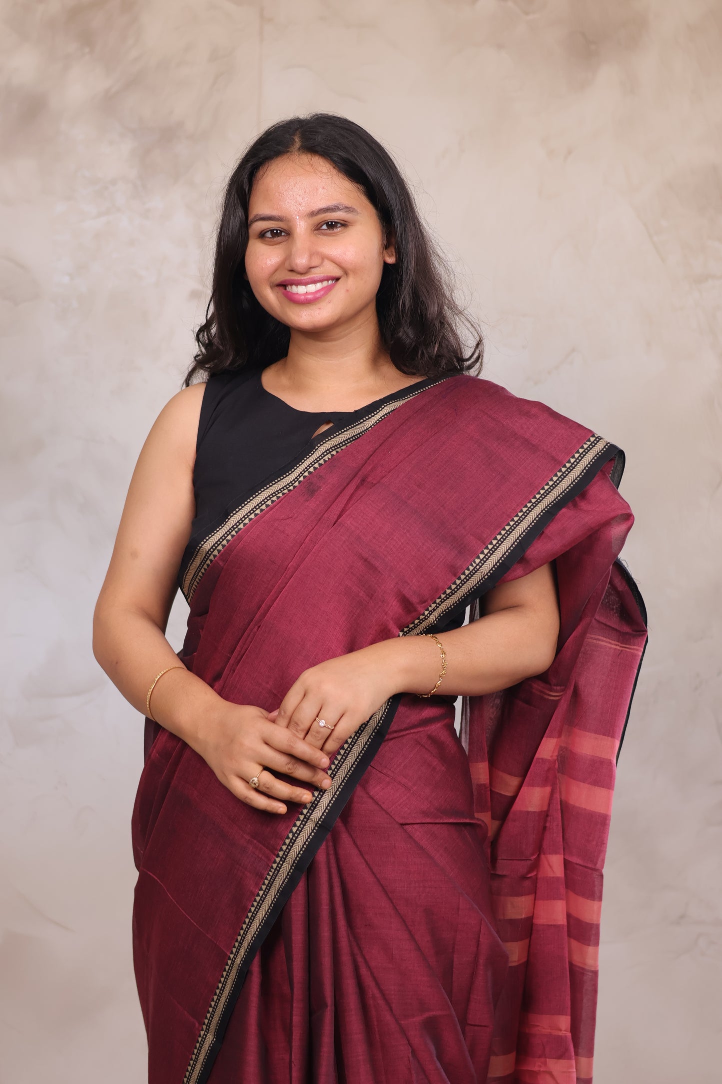 Dual shade Narayanpet Cotton Saree with Ikkat Blouse Piece | Looms & Tassels