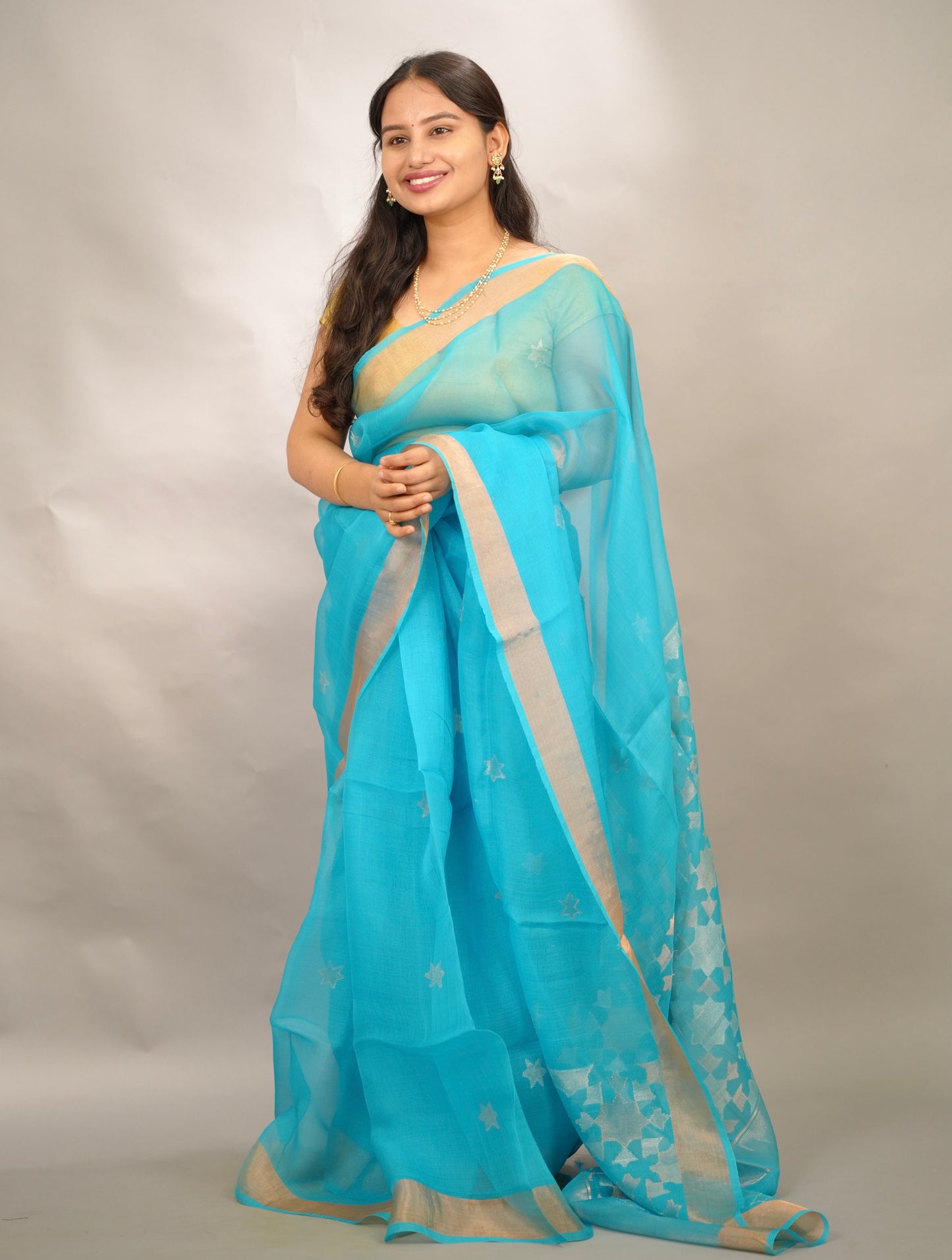 Sky Blue Handloom Muslin Silk Saree With jamdhani weaving | Looms & Tassels