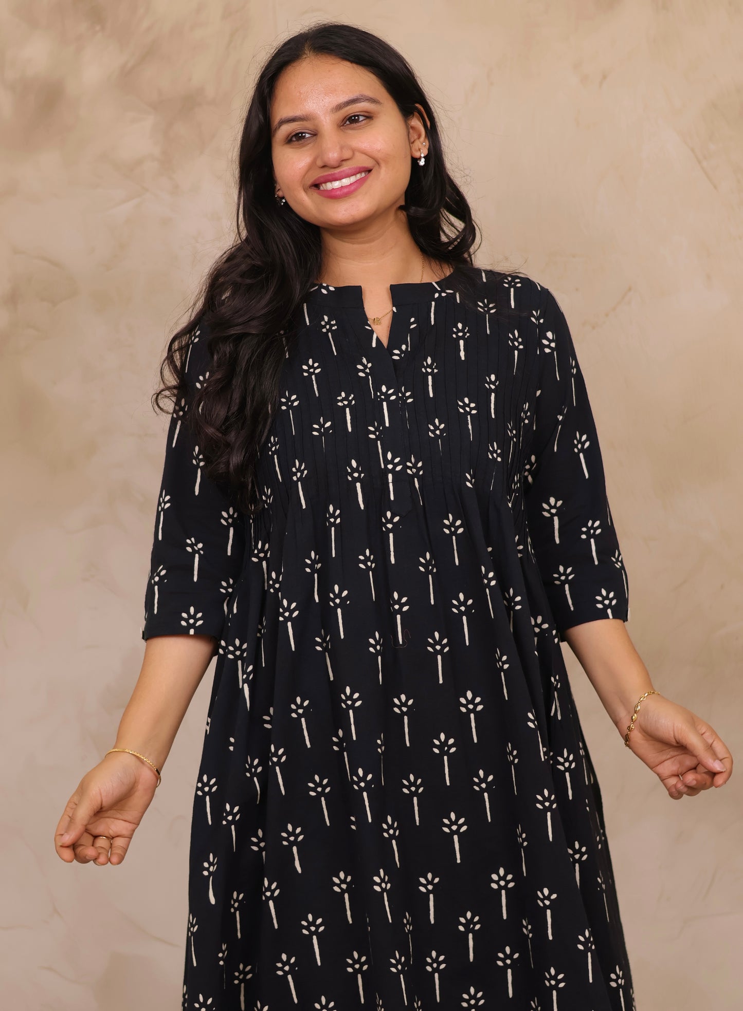 Black Pure Mul Cotton Co-Ord Set | Looms & Tassels