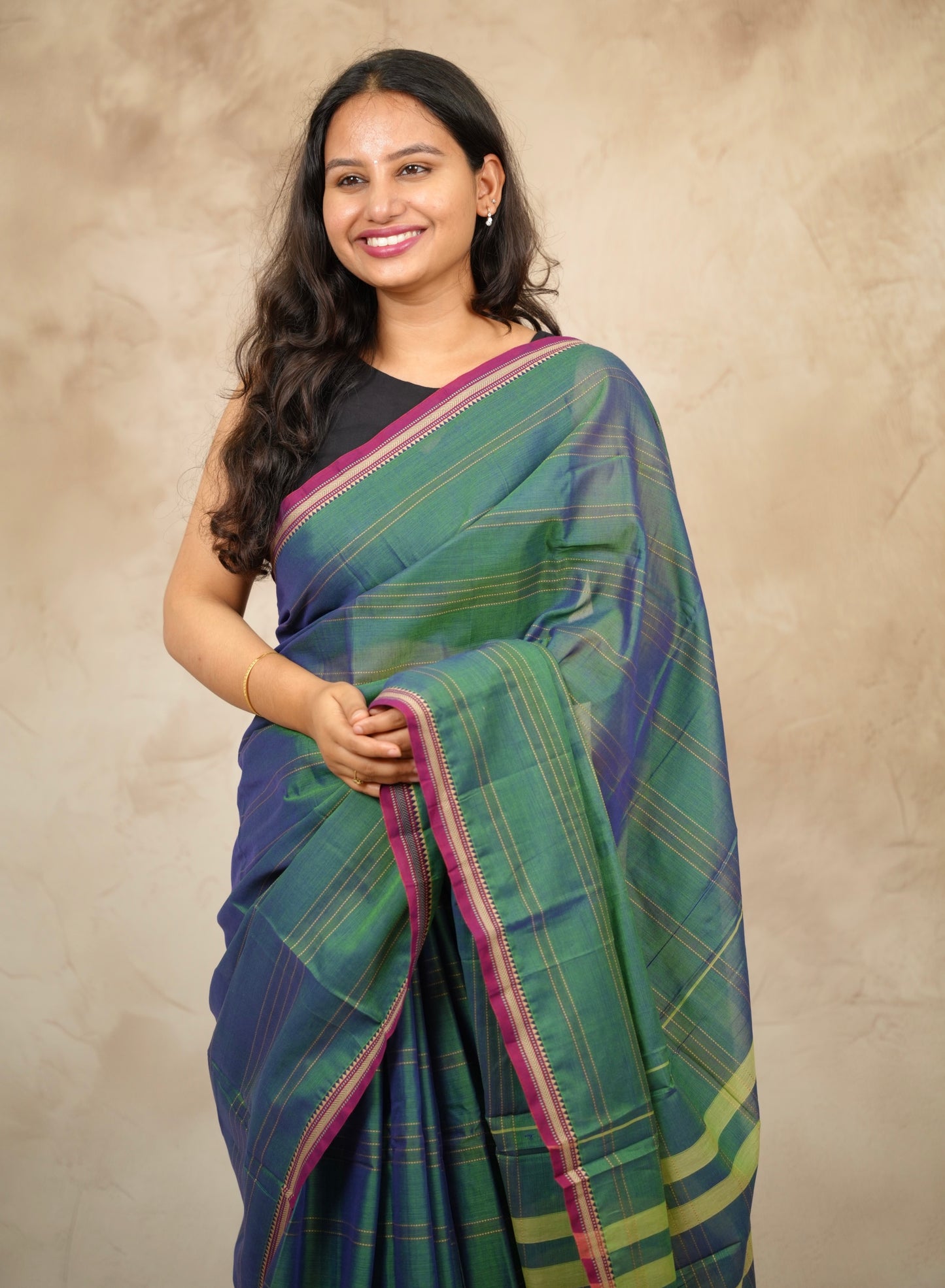 Green Duel Tone Narayanpet Cotton Saree lines weaving | Looms & Tassels