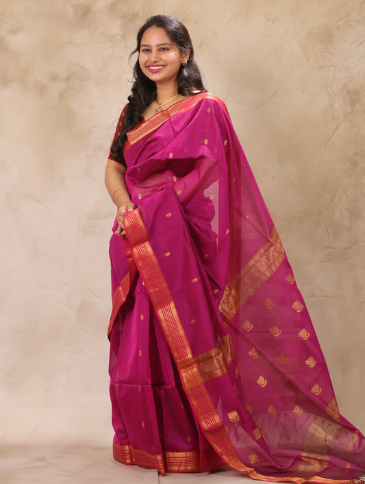 Magenta Handloom Maheswari Silk Cotton Sarees | Looms & Tassels