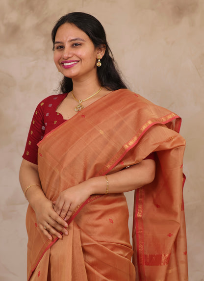 Peach Handloom Maheswari Silk Cotton Sarees | Looms & Tassels