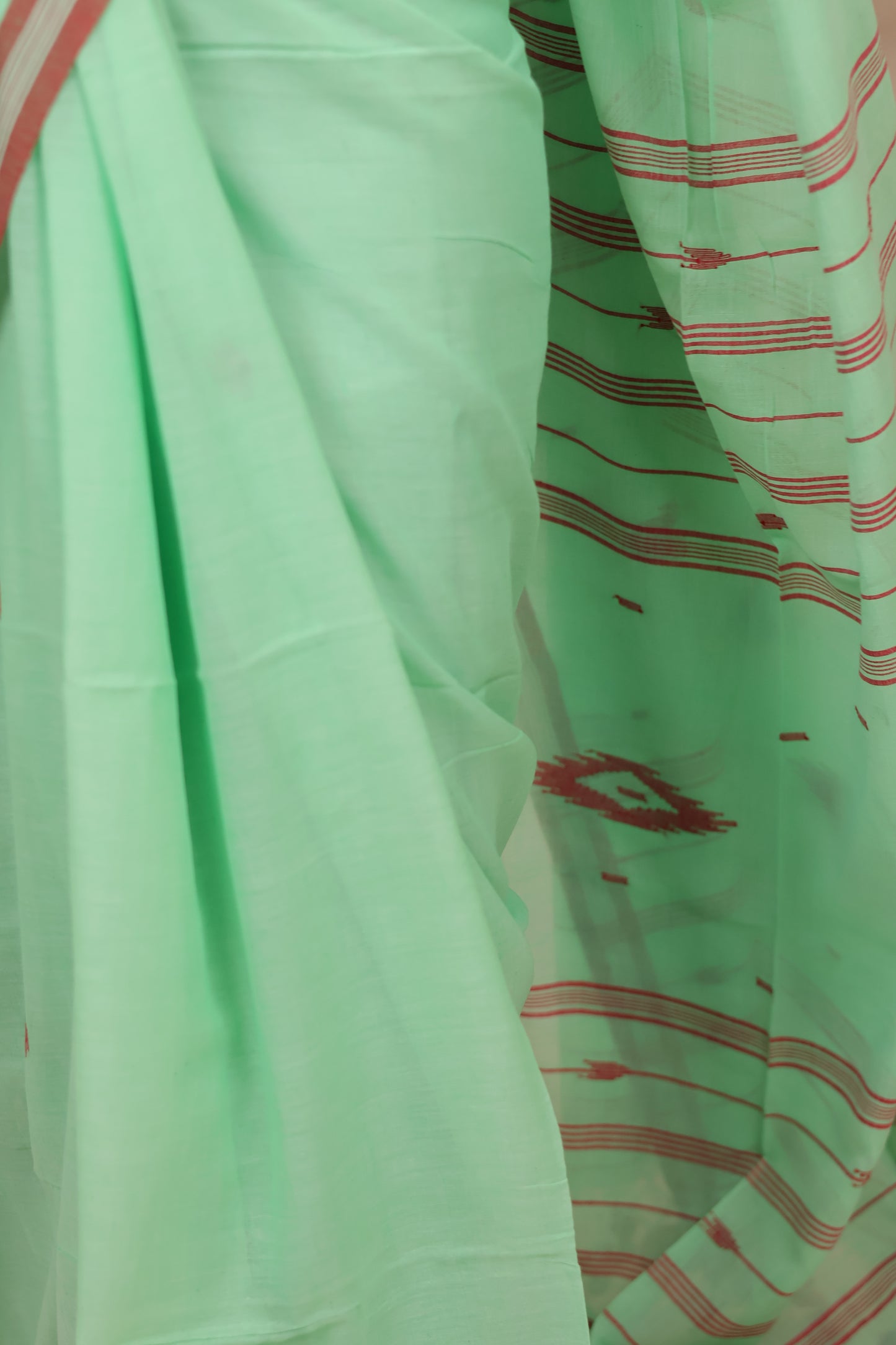 Pastel Handwoven Malai Cotton Saree| Looms & Tassels