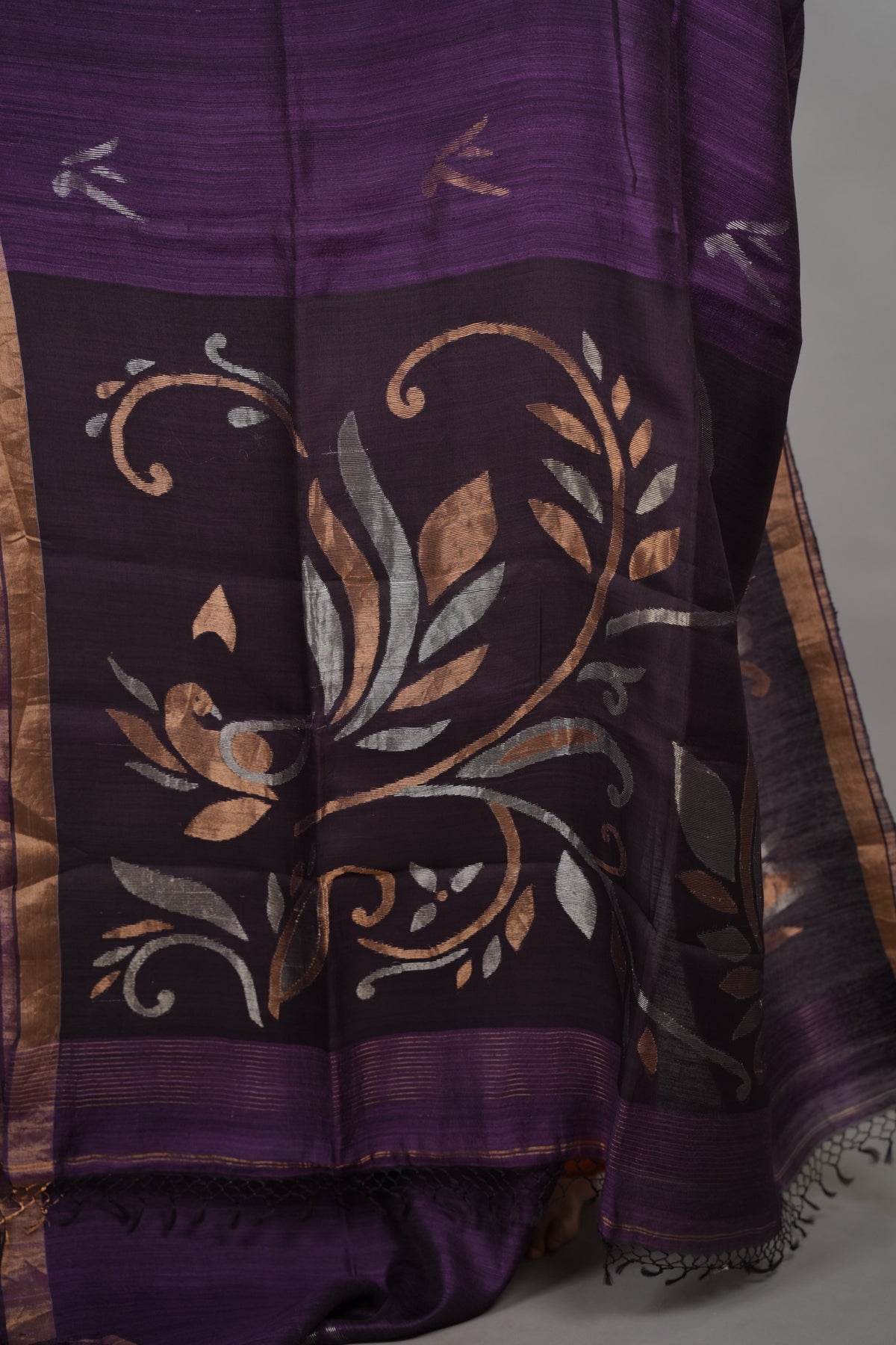 Purple  Handloom Jamdhani Pure Matka Silk Saree with Muslin Silk Pallu