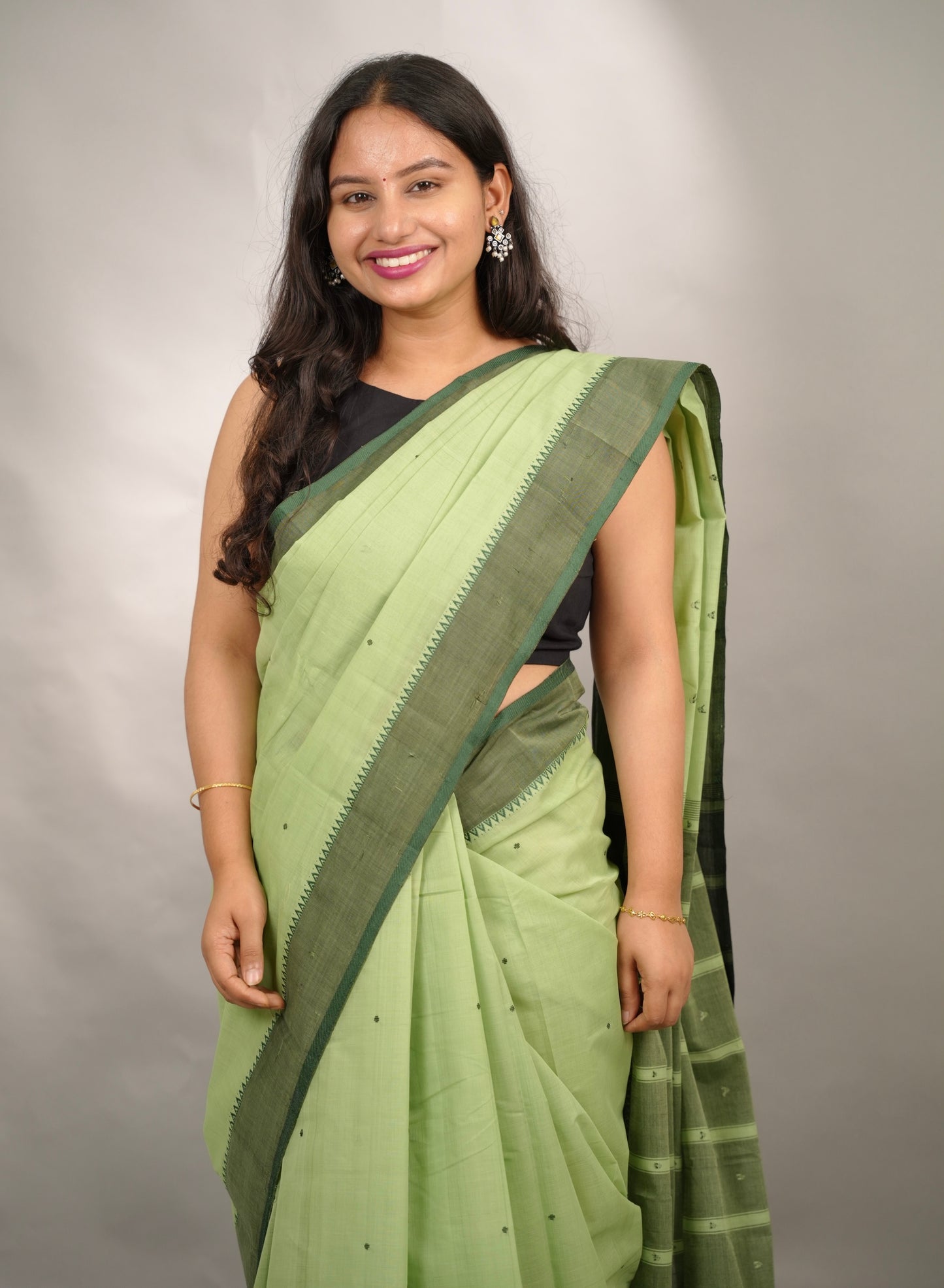 Pista Green Handloom Venkatagiri Cotton Saree Without Blouse | Looms & Tassels