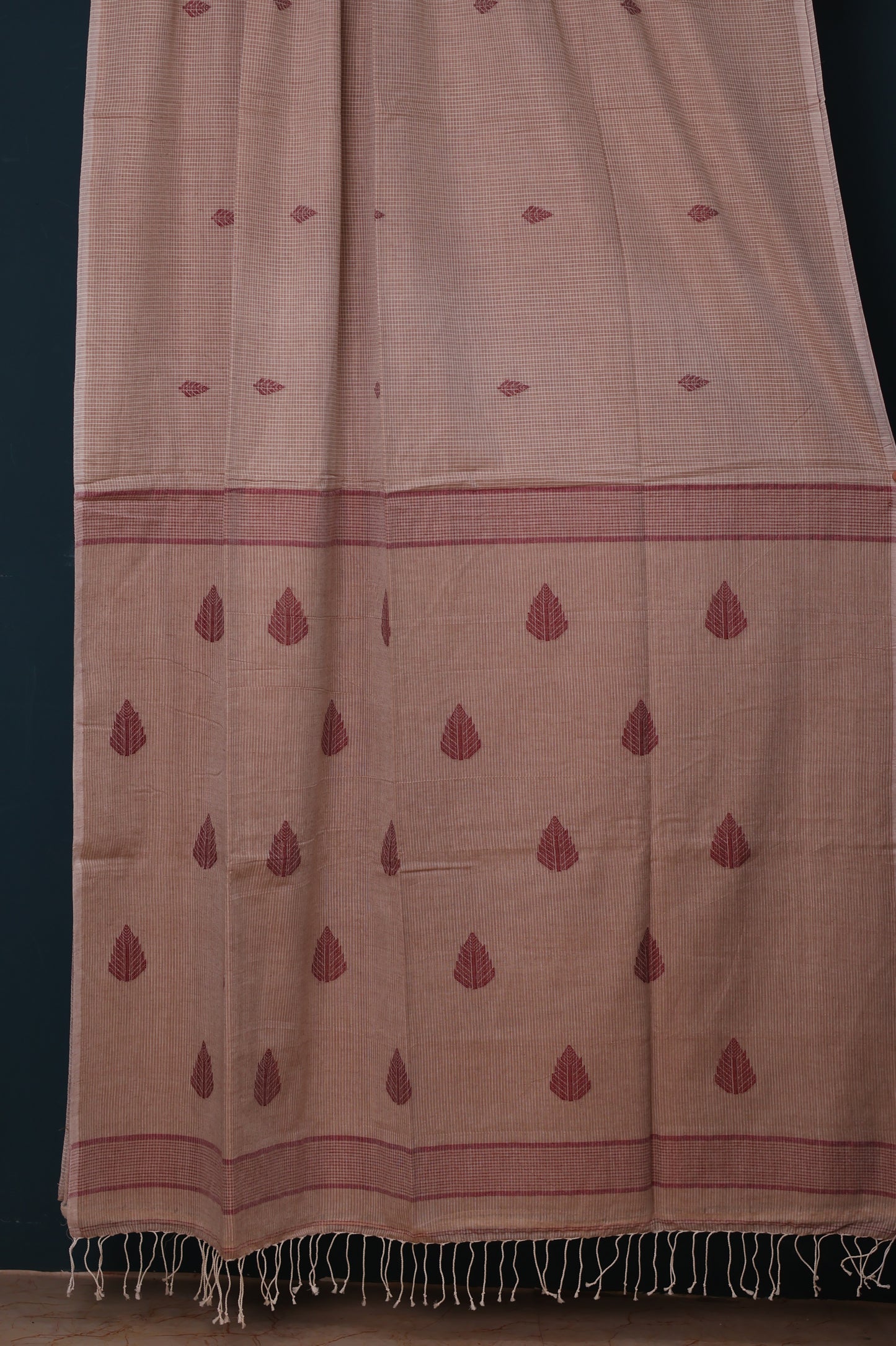 Checks Pure Handwoven Jamdhani butta Malai Cotton Saree