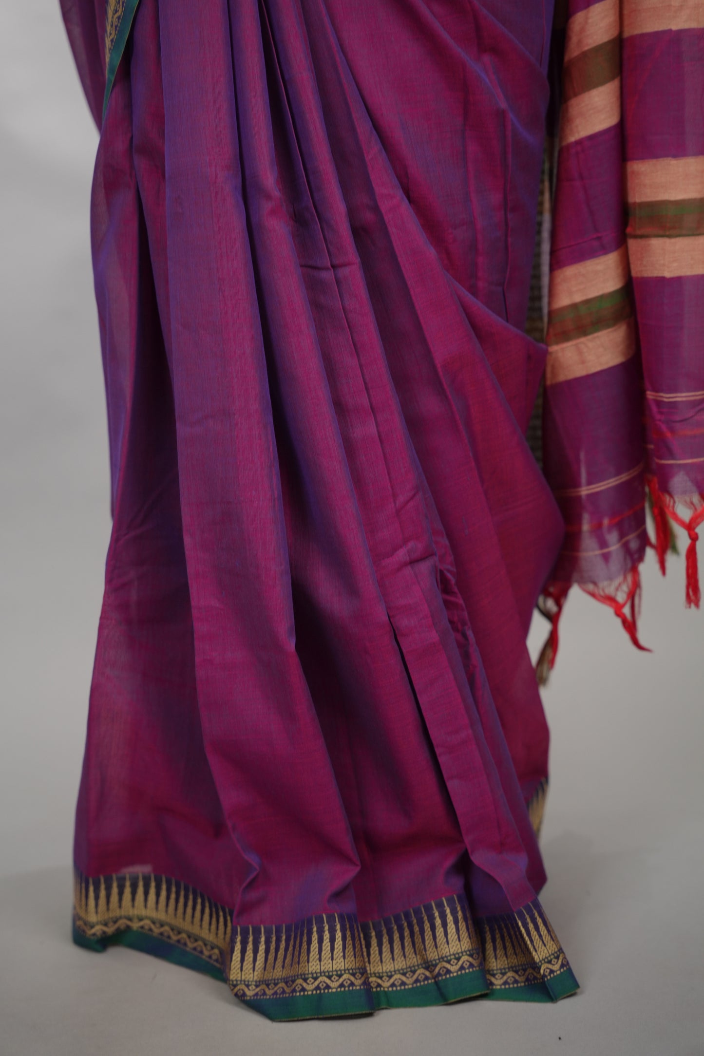 Purple Narayanpet Cotton Saree With Temple Border | Looms & Tassels
