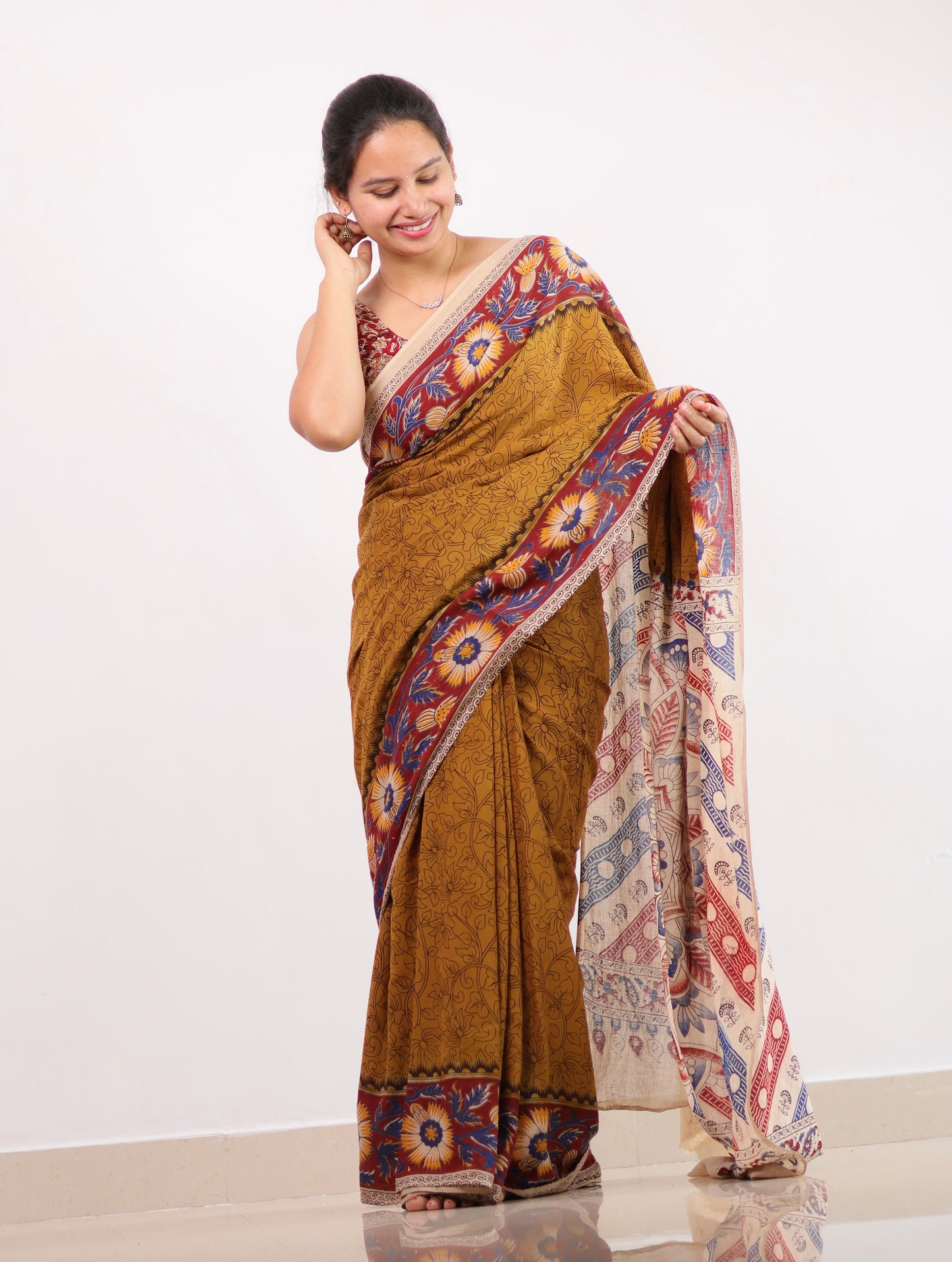 Dyeing Kalamkari Pure Cotton Saree