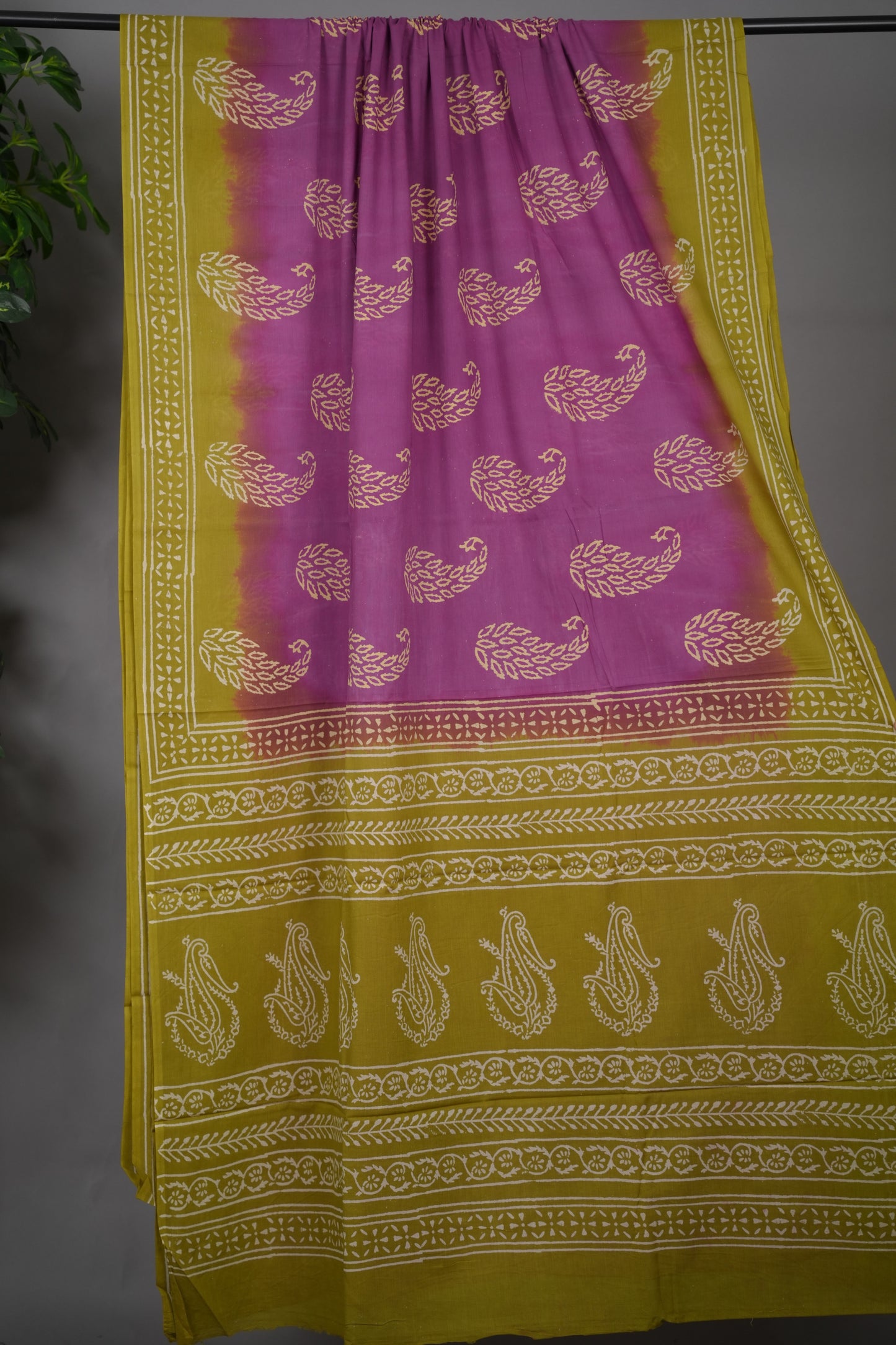 Magenta Bagru Handblock printed MulMul cotton saree | Looms & Tassels