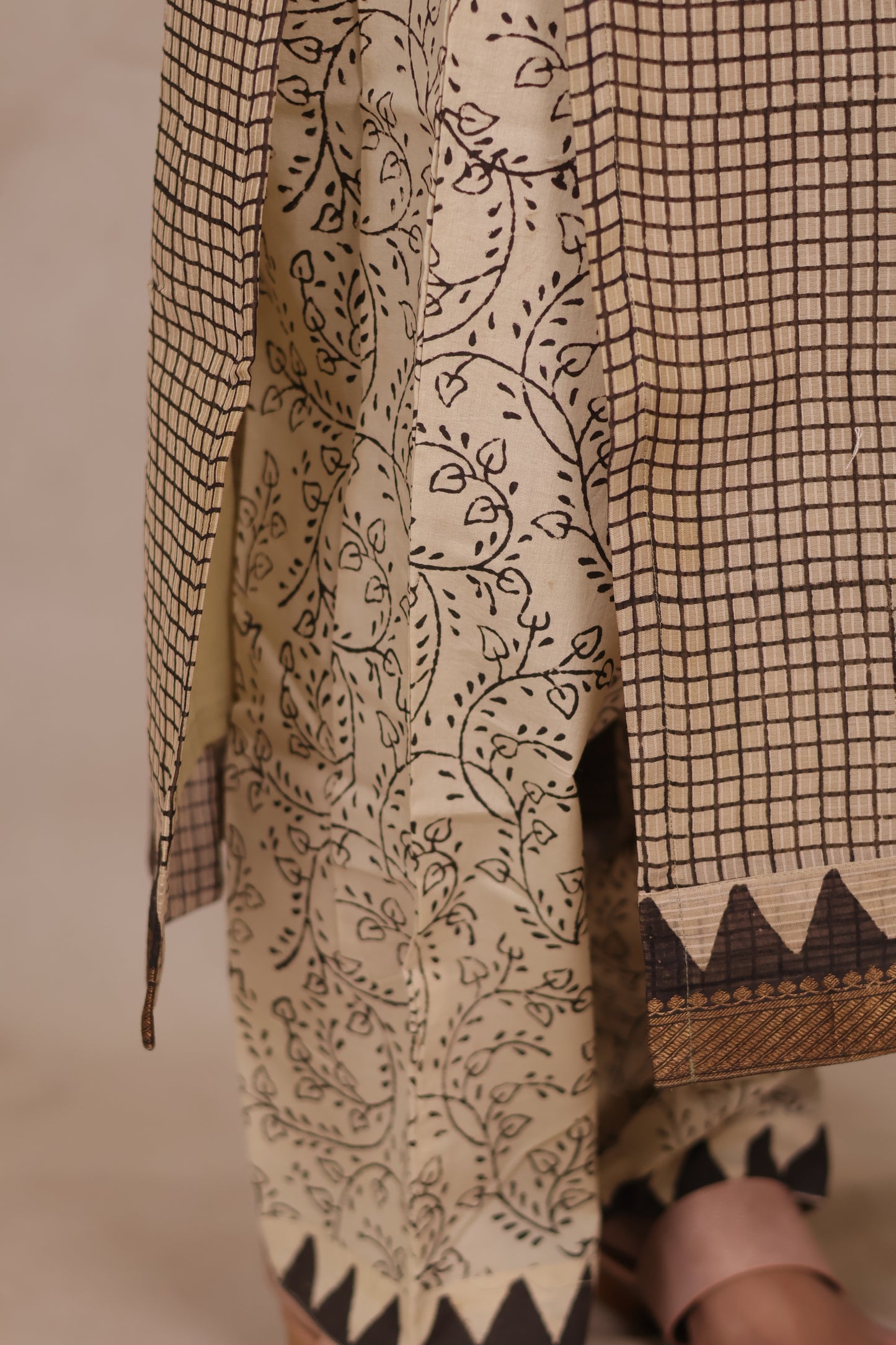 Cream stripes Handblock printed Pure Maheswari Silk 3 piece suit (stitched)