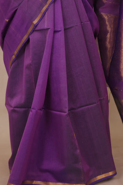 Dual Tone Handloom Maheswari Silk Cotton Sarees | Looms & Tassels