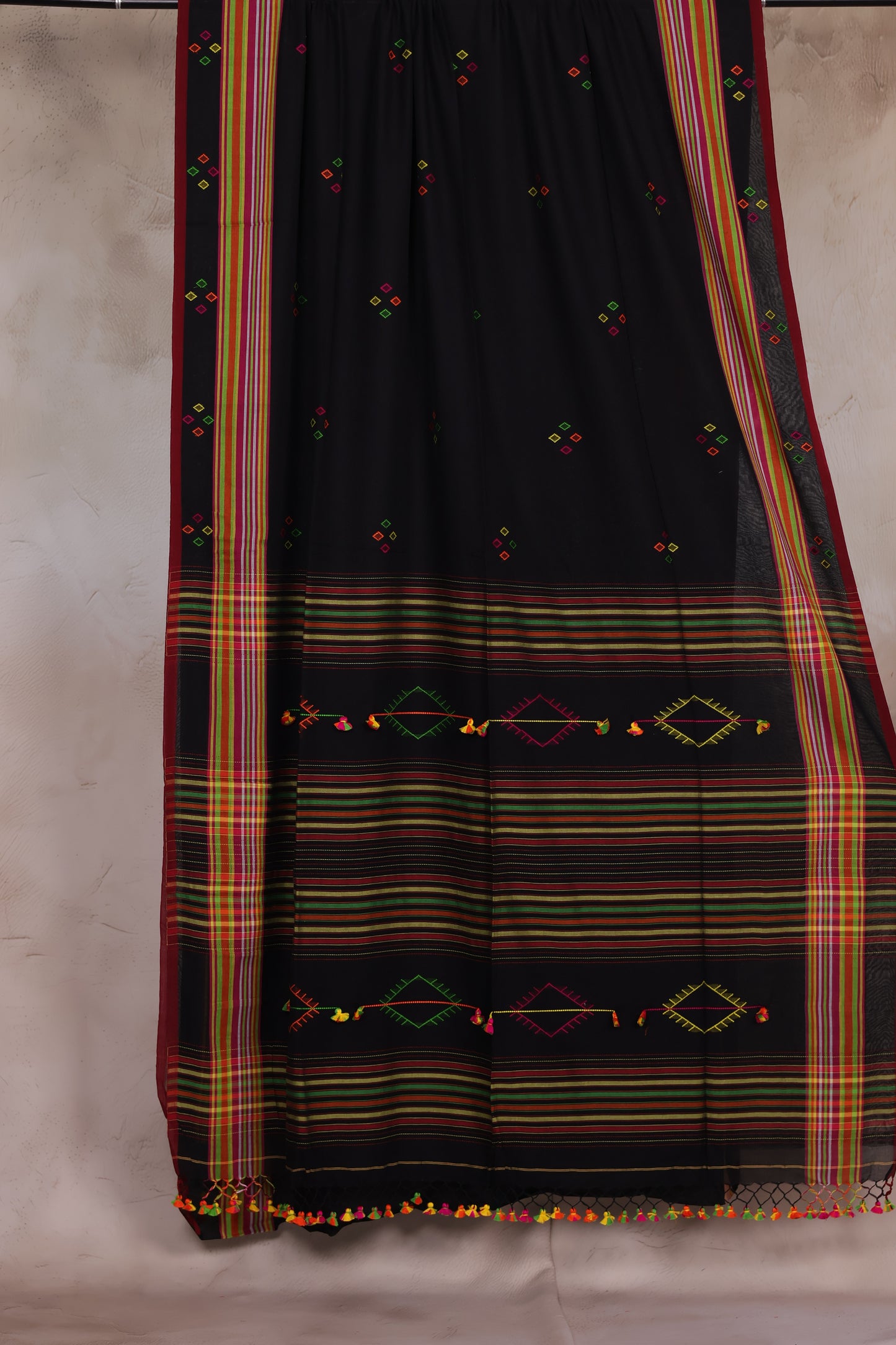 Black Bhujodi weaving Malai Cotton Saree | Looms & Tassels