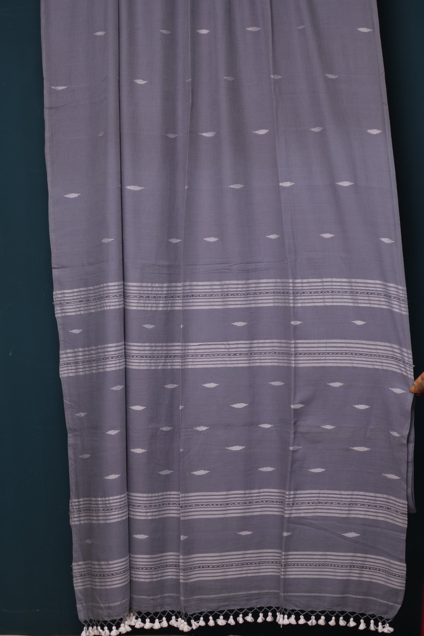 Grey Pure Handwoven Malai Cotton Saree with Butta Weaving