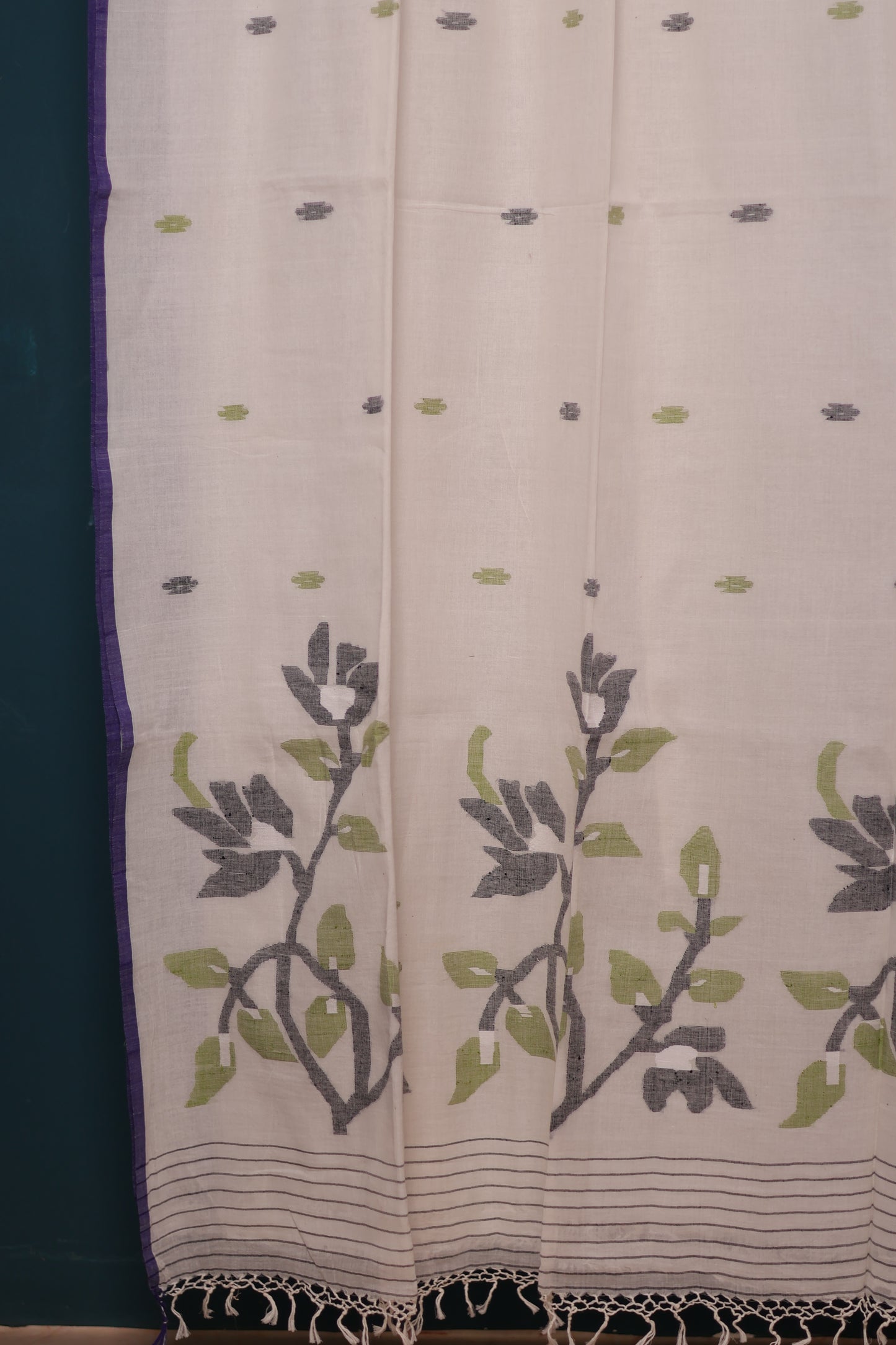 White Pure Handwoven Jamdhani Malai Cotton Saree