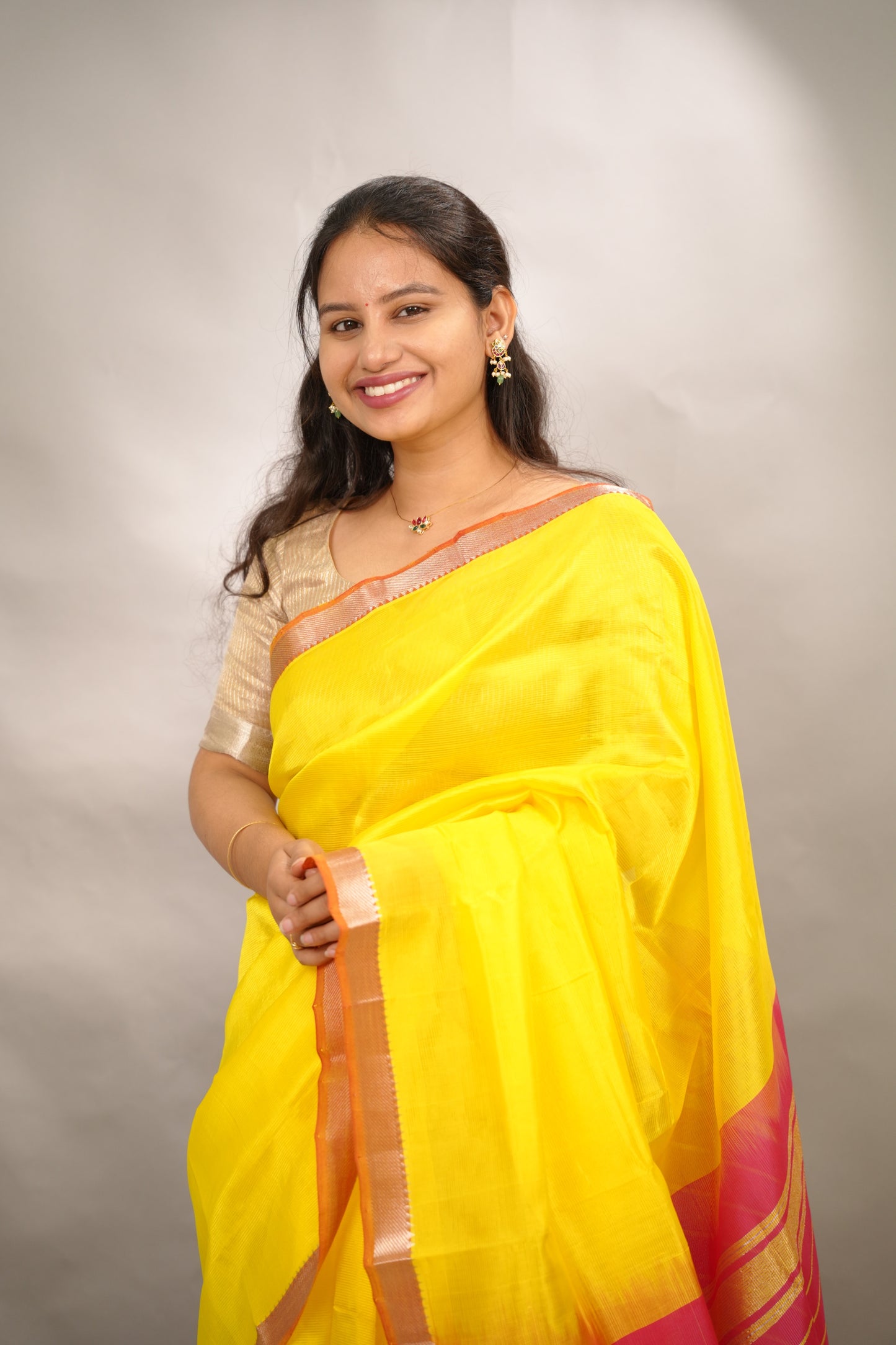 Yellow & Pink Handloom Mangalagiri Silk Saree| Looms & Tassels