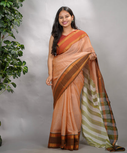 Peach Narayanpet Cotton Saree With Ganga And Jamuna Border | Looms & Tassels