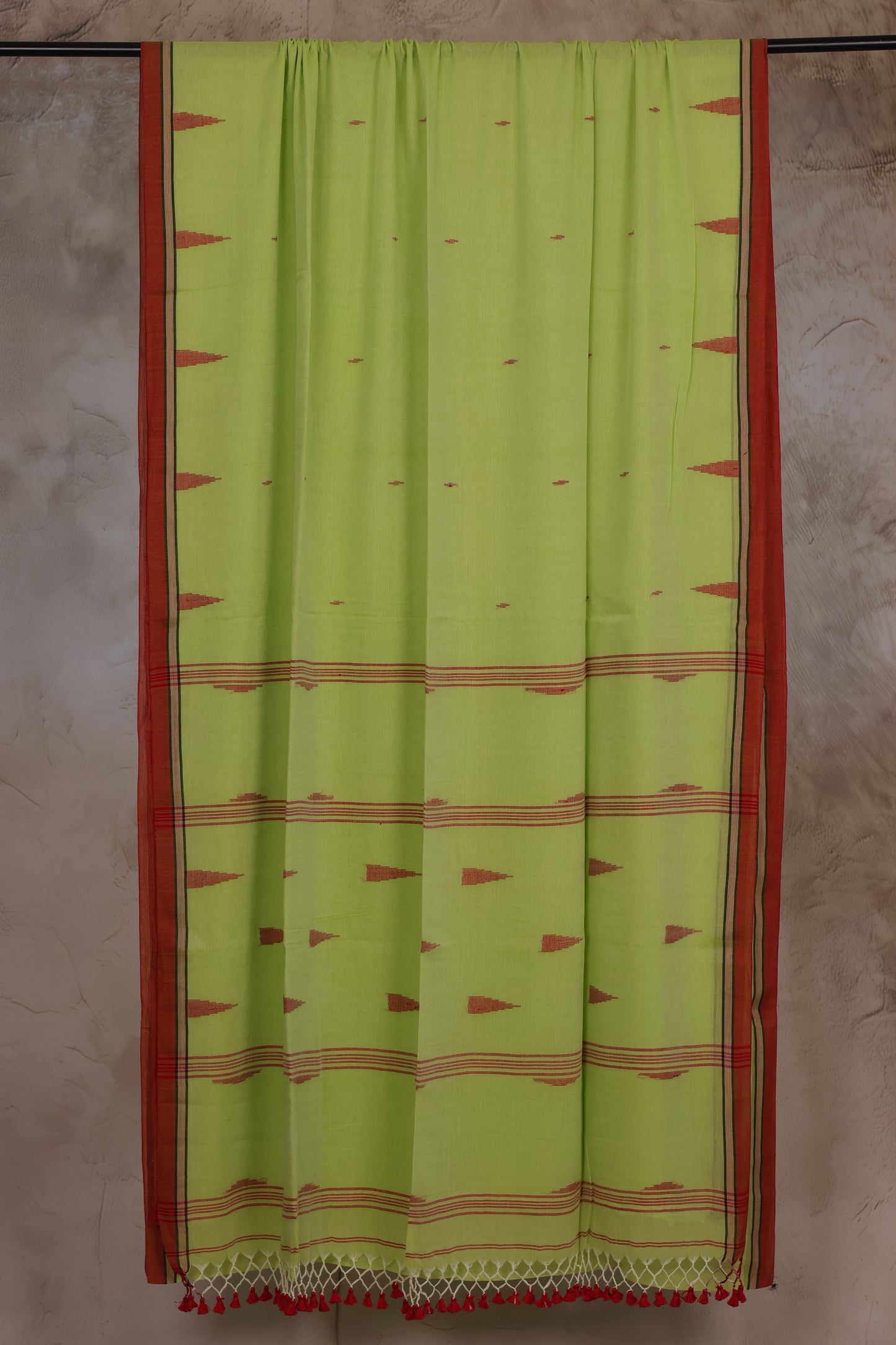 Malai Cotton Saree with Butta Weaving | Looms & Tassels