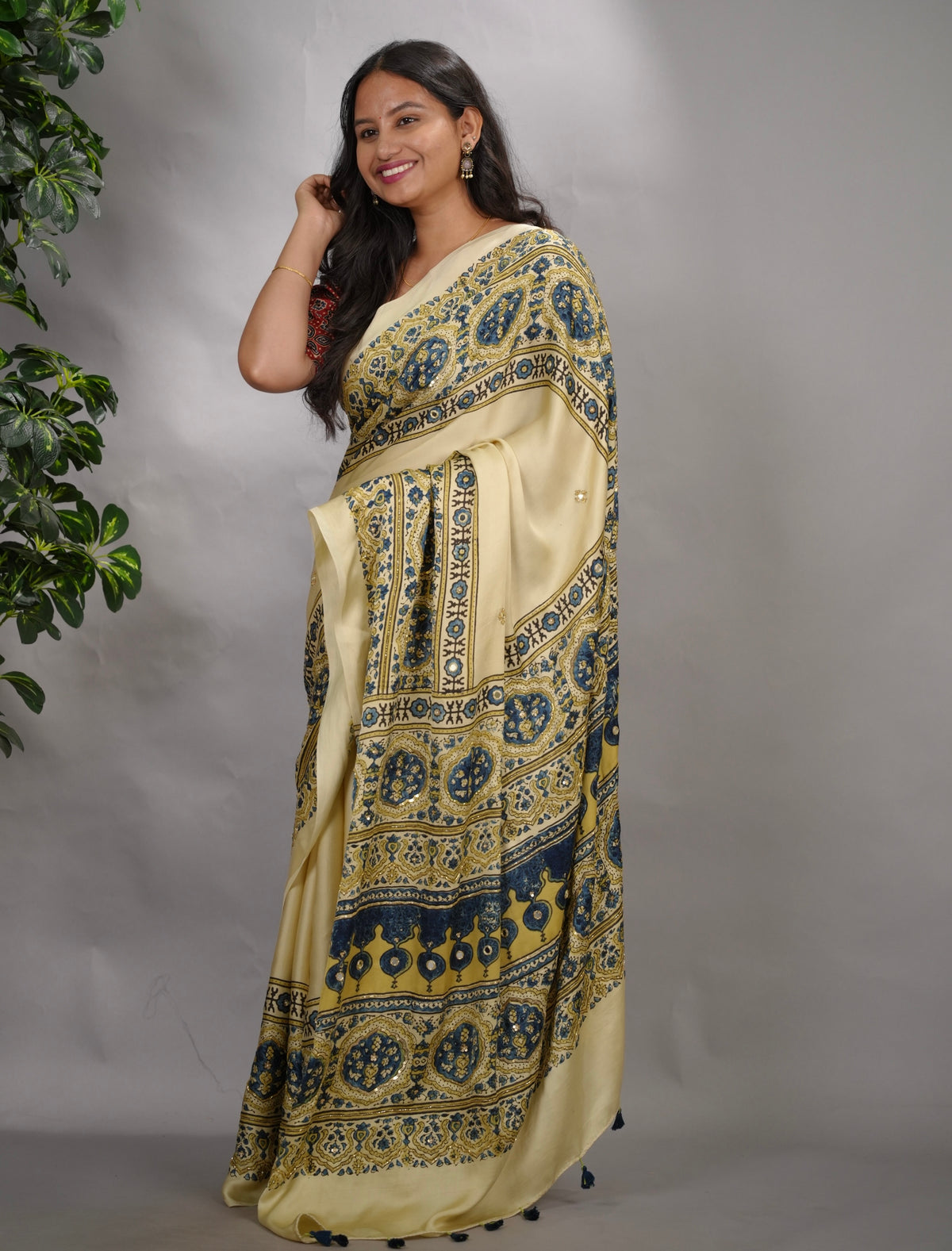 Off White Ajrakh Modal Silk Hand Embroidery Saree  | Looms & Tassels
