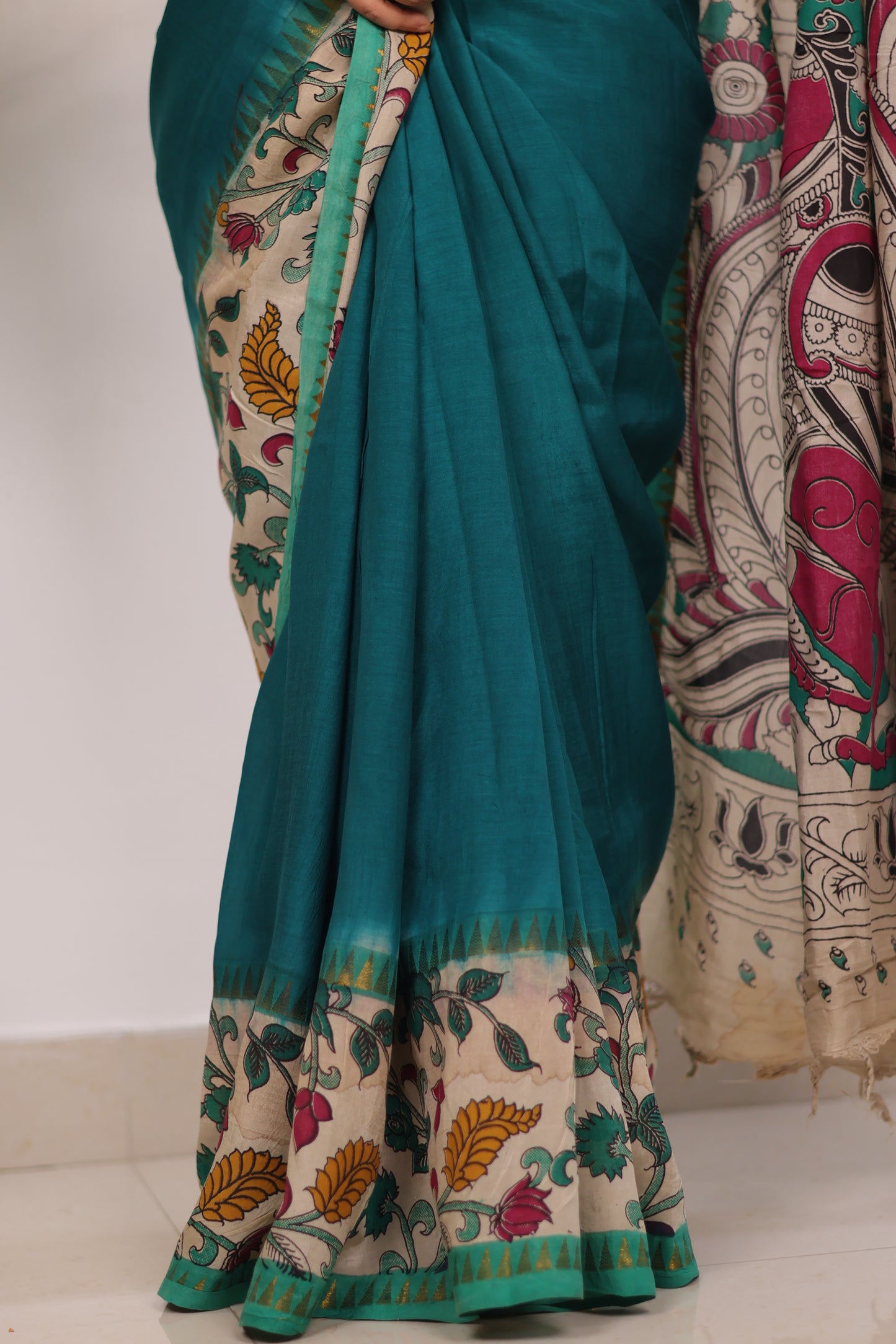 Peacock Green Plain Gap Border Kalamkari Premium Chennur Silk Handcrafted Saree
