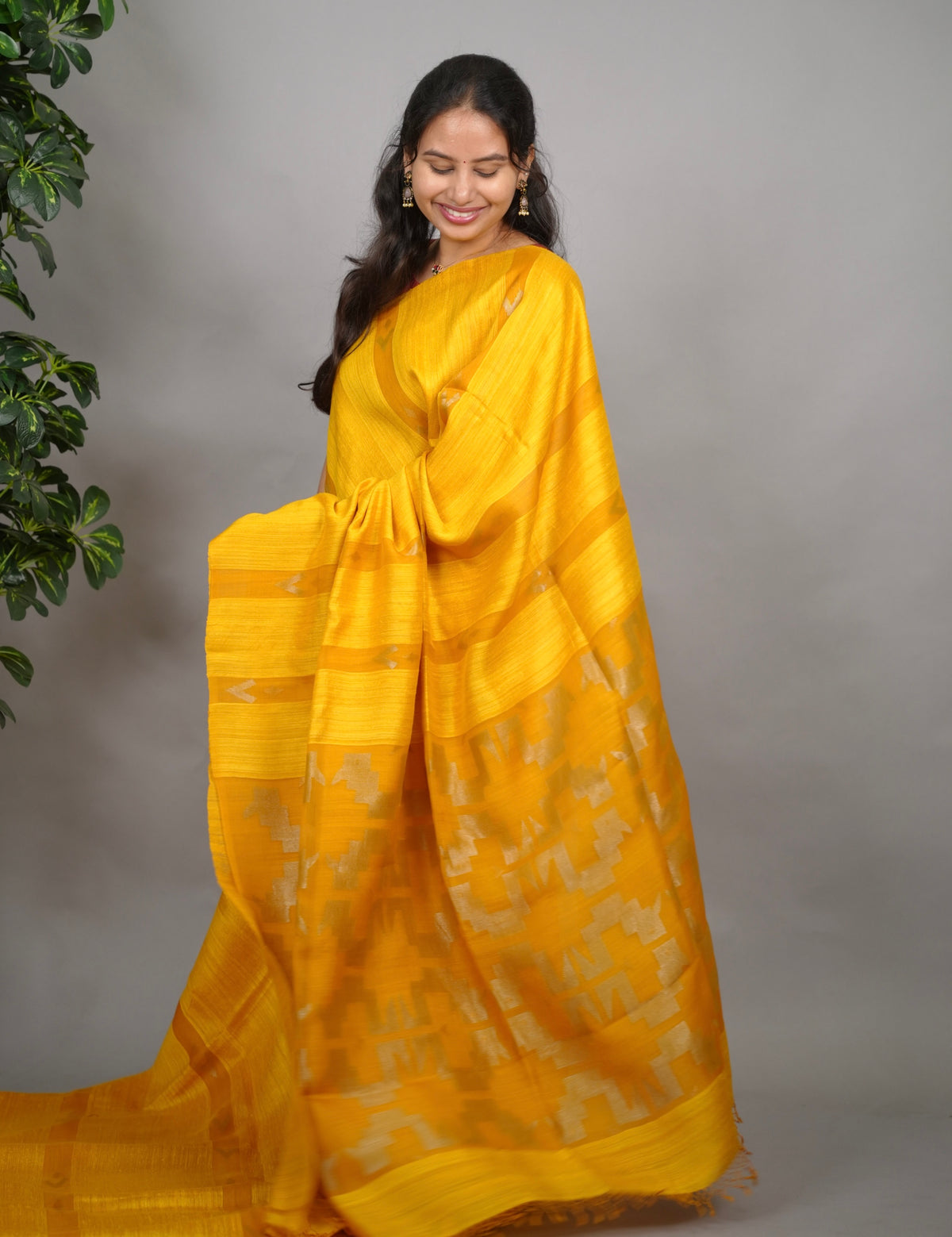 Yellow Handloom Jamdhani Pure Matka Silk Saree with Muslin Silk Pallu