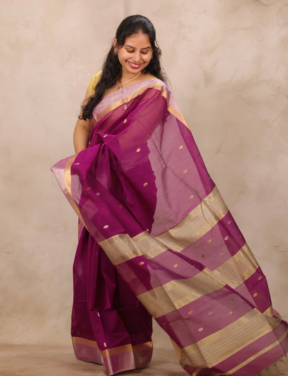 Magenta Handloom Maheswari Silk Cotton Sarees | Looms & Tassels