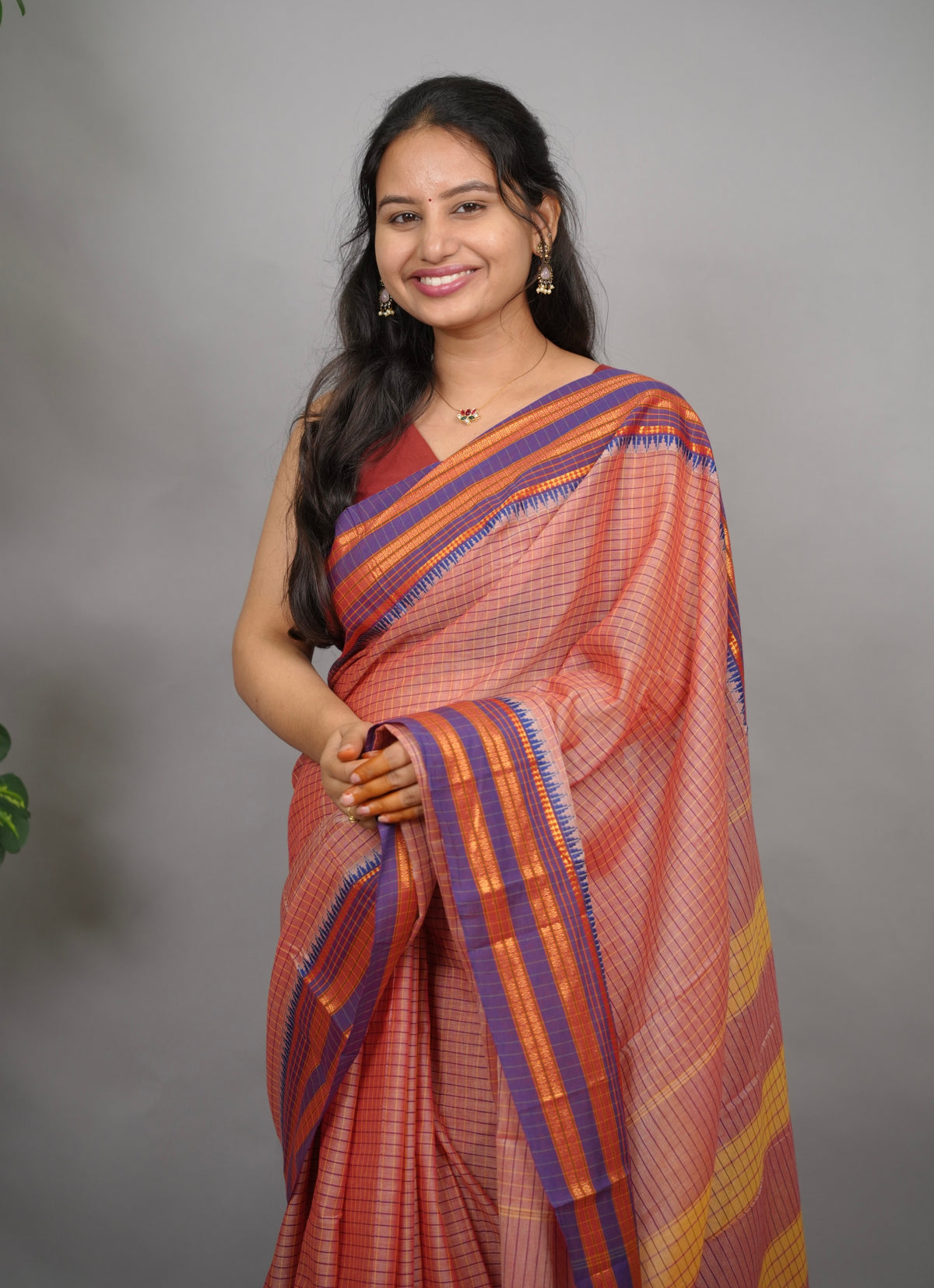 Onion Pink Checks Narayanpet Cotton Saree with Traditional contrast Border | Looms & Tassels