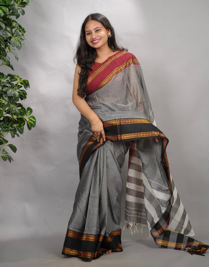 Grey Narayanpet Cotton Saree With Ganga And Jamuna Border | Looms & Tassels