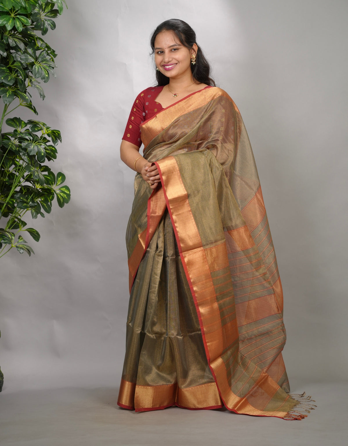 Checks Handloom Maheswari Tissue Silk Cotton Sarees | Looms & Tassels