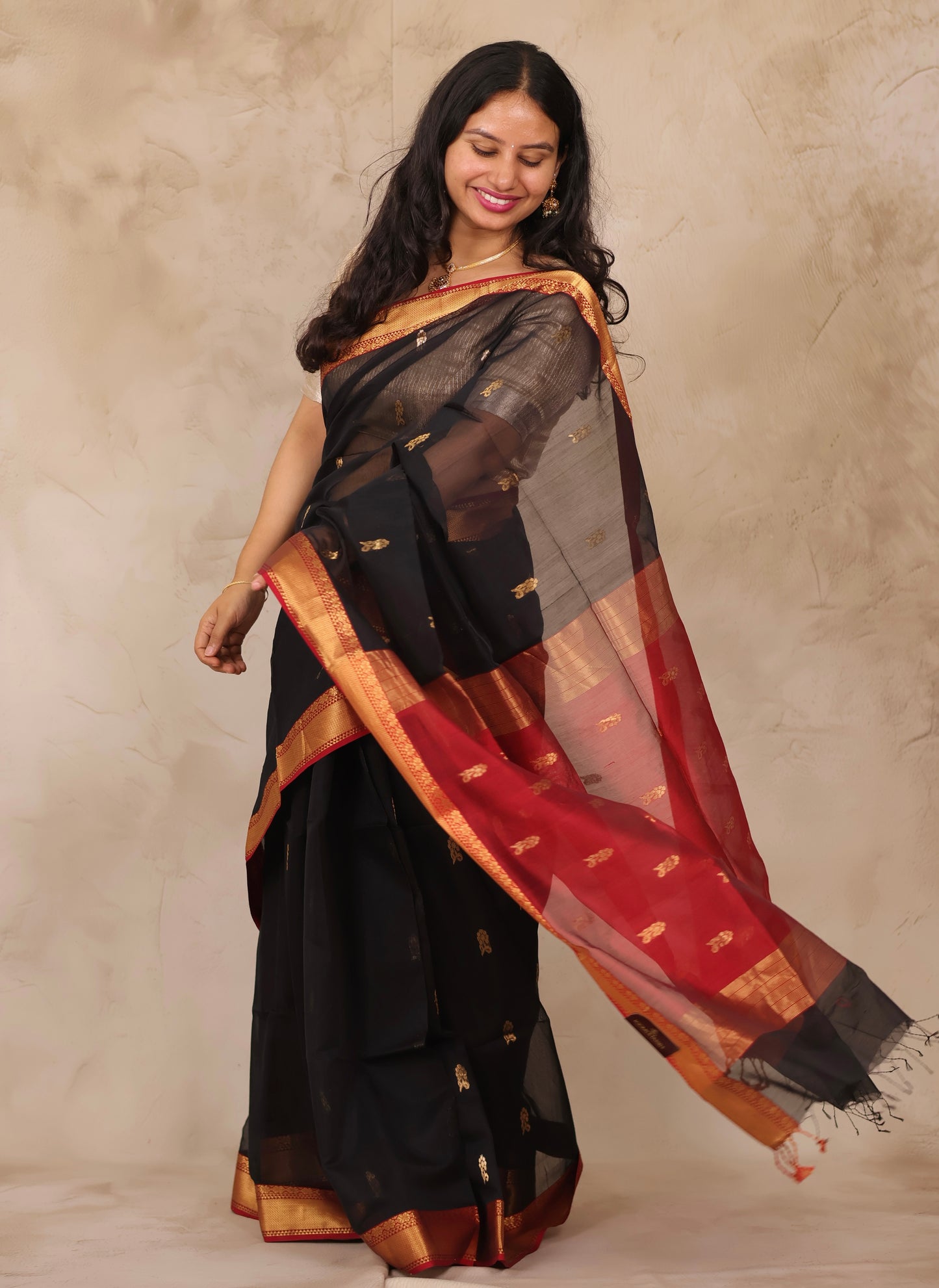 Black & Red Handloom Maheswari Silk Cotton Sarees | Looms & Tassels