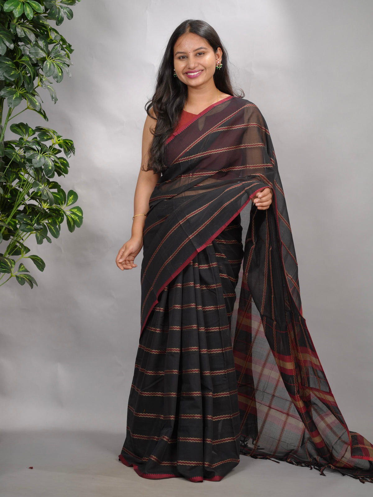 Black Narayanpet Cotton Saree | Looms & Tassels
